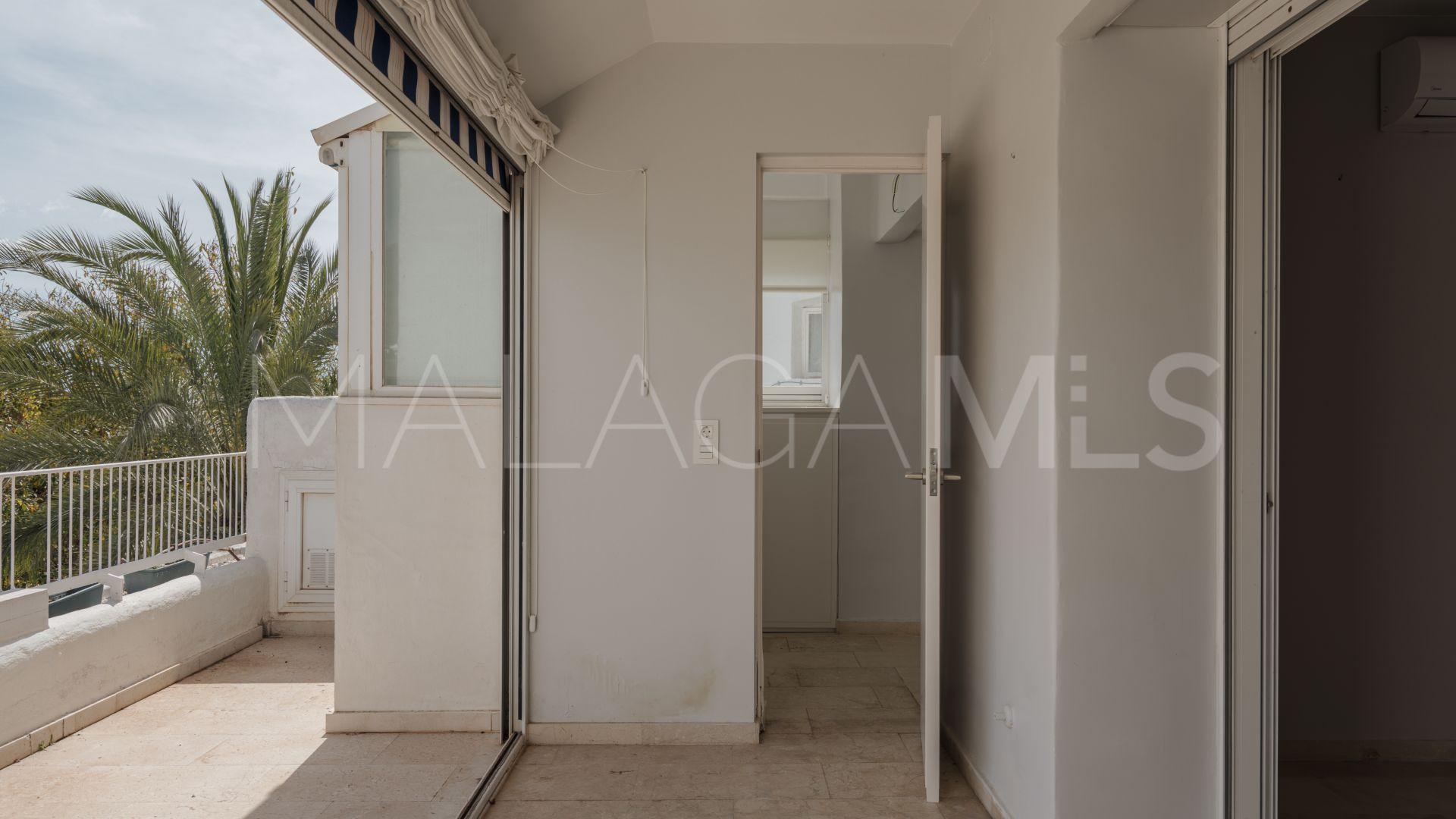 Takvåning for sale in Rio Real