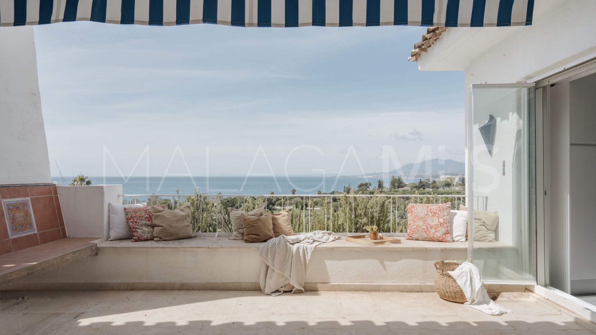 Takvåning for sale in Rio Real