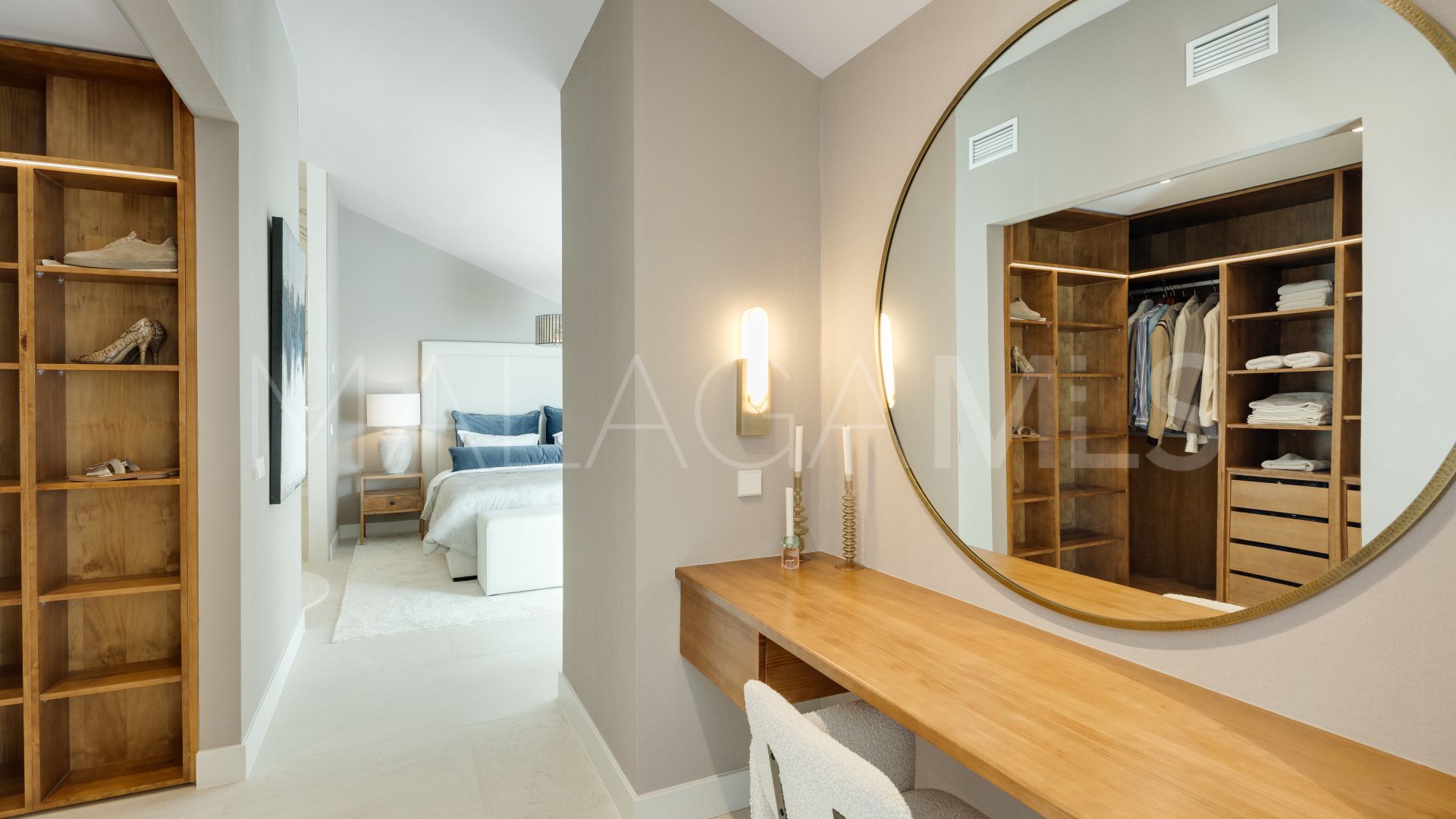 Zweistöckiges penthouse for sale in Marbella Goldene Meile