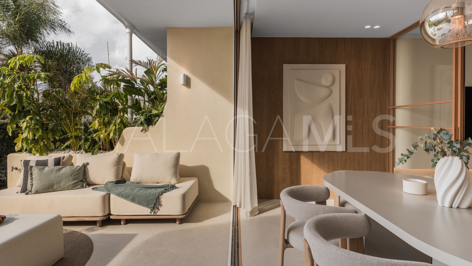 Adosado for sale with 4 bedrooms in Altos de Aloha