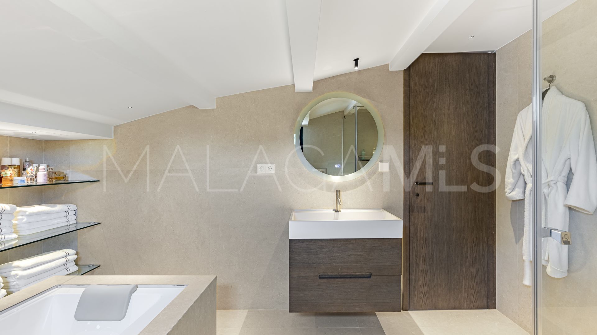 Apartamento for sale in Nueva Andalucia