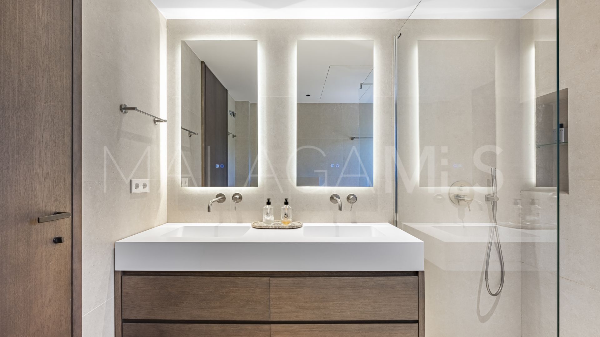 Apartamento for sale in Nueva Andalucia