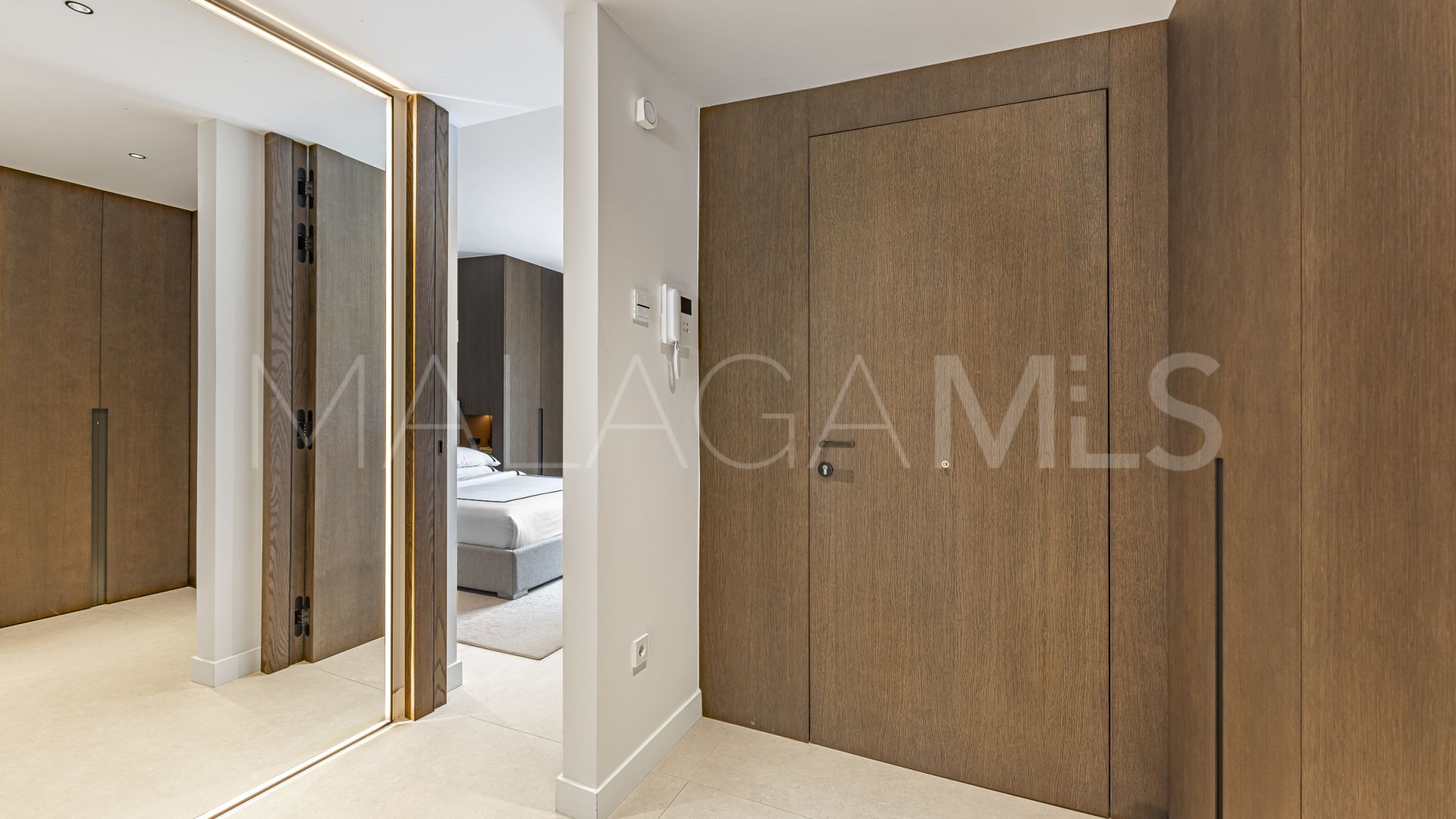 Apartamento for sale in Nueva Andalucia