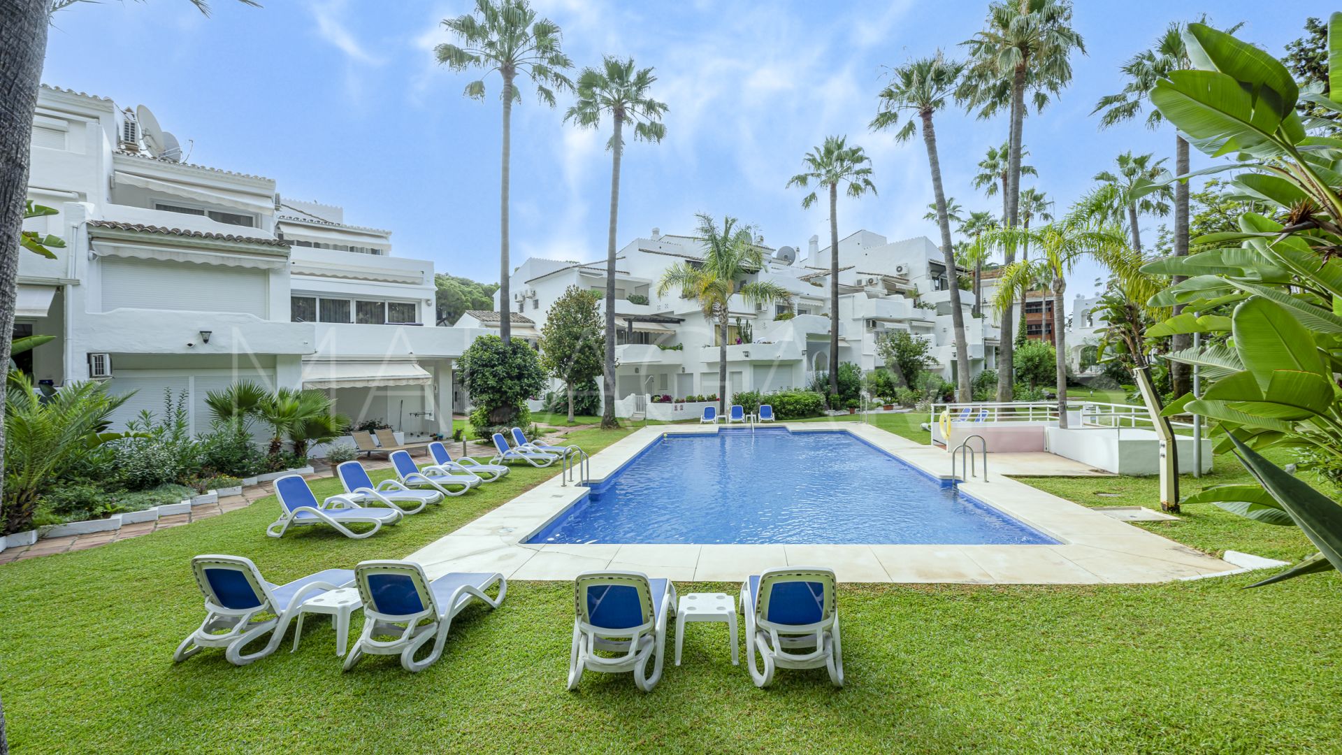 Apartamento for sale in Nueva Andalucia