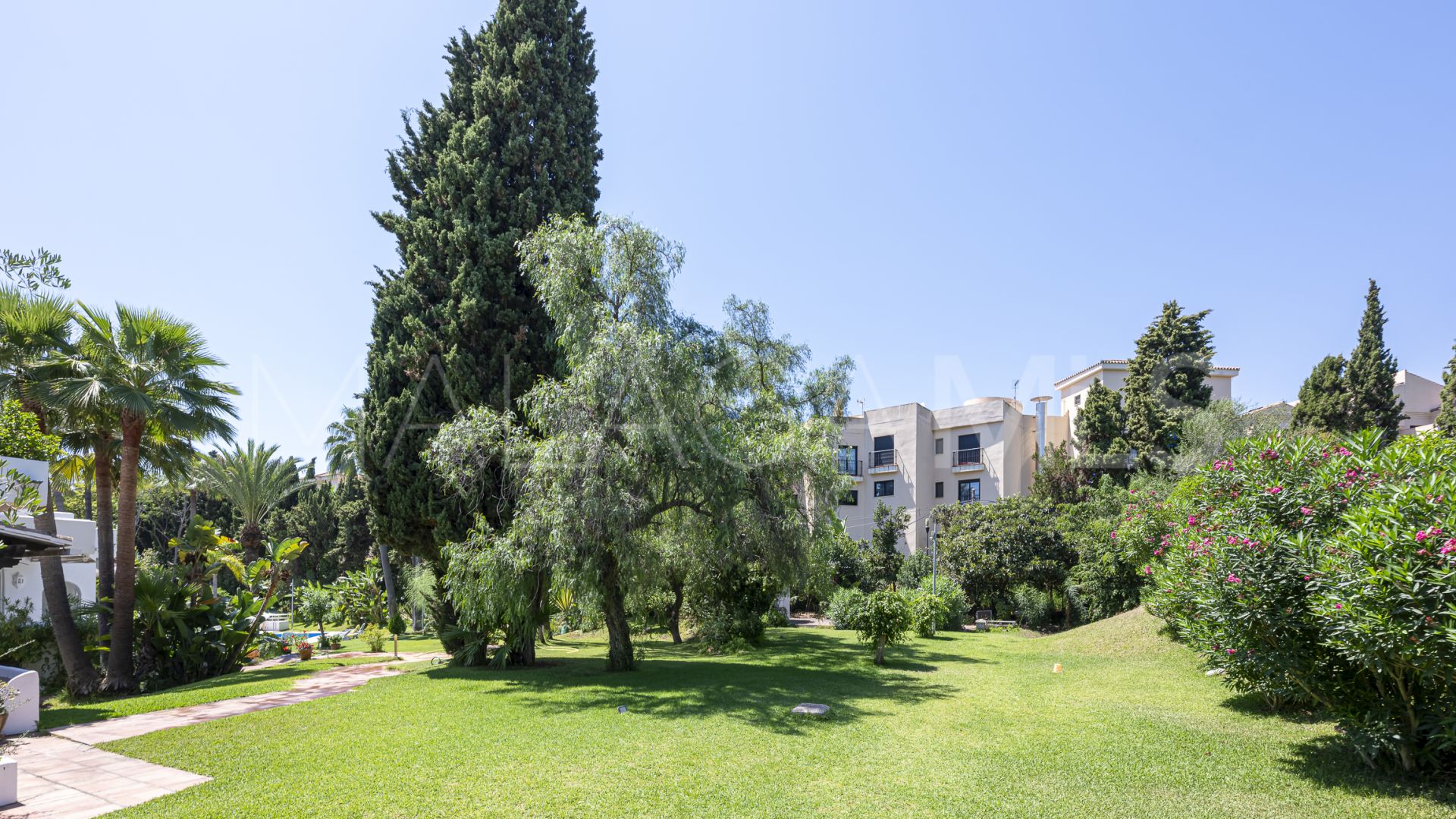 Apartamento for sale in Nueva Andalucia