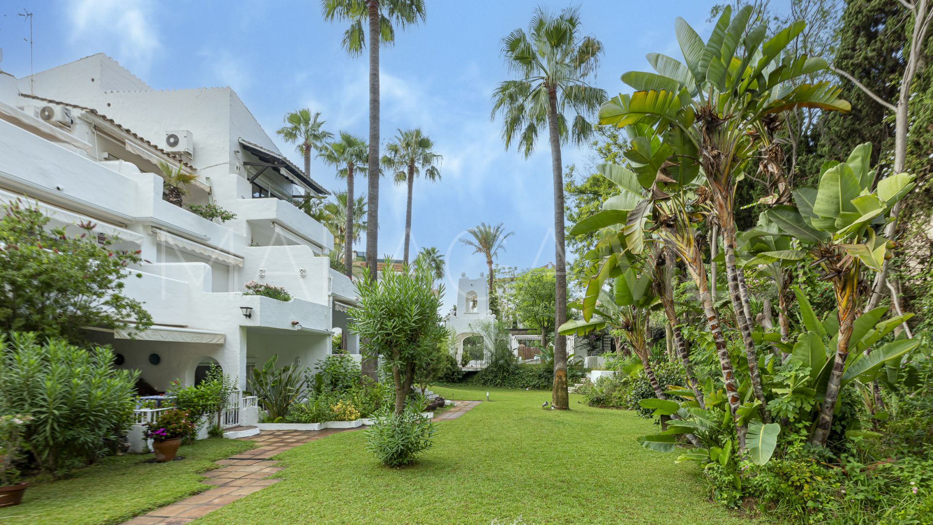 Apartamento for sale in Nueva Andalucia