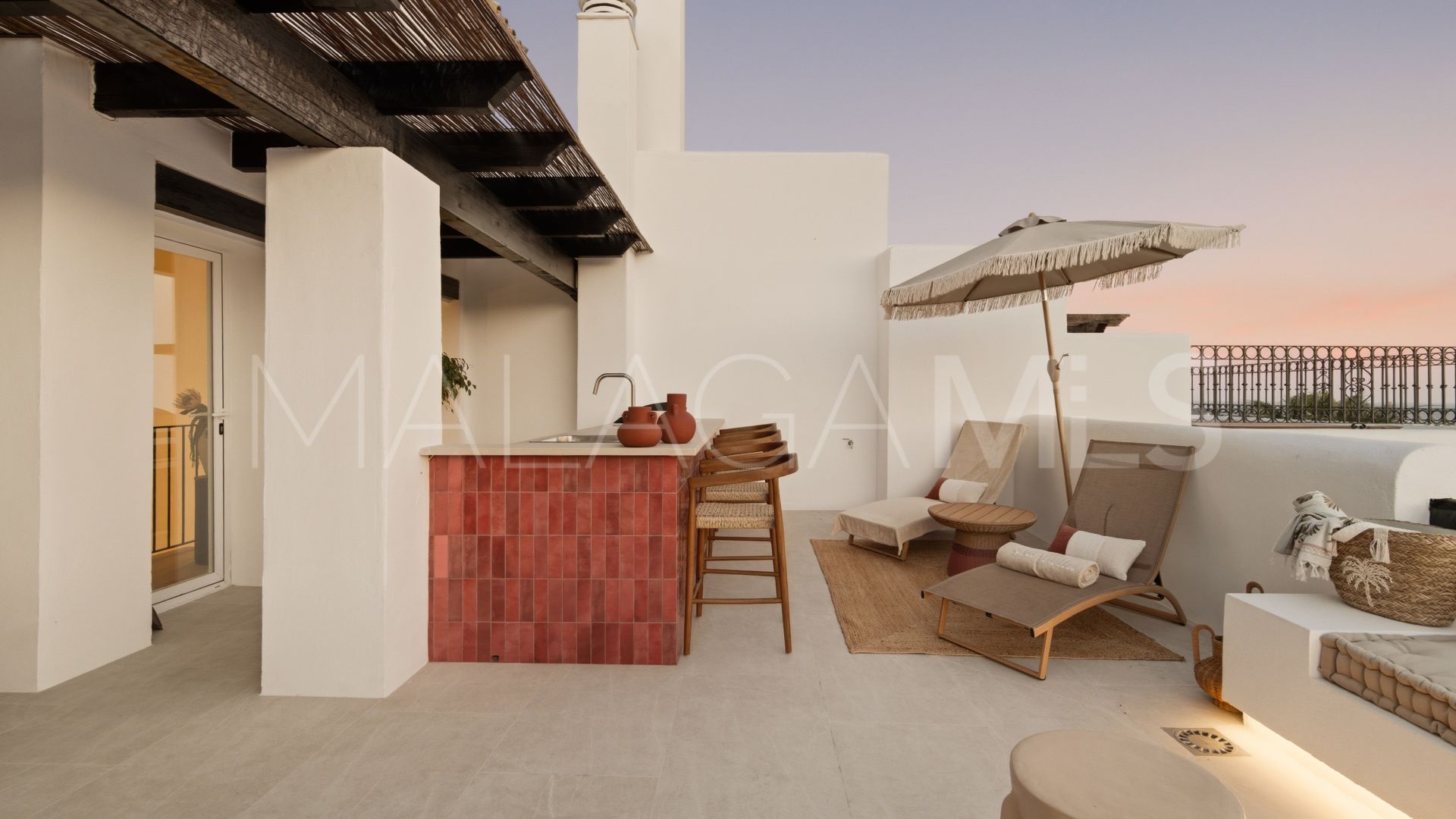 Duplex penthouse for sale in Lomas del Marqués