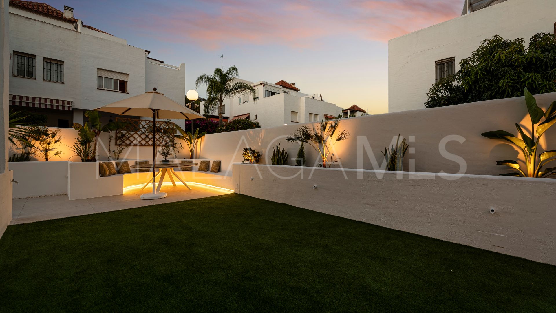 Adosado for sale de 4 bedrooms in Marbella Golden Mile