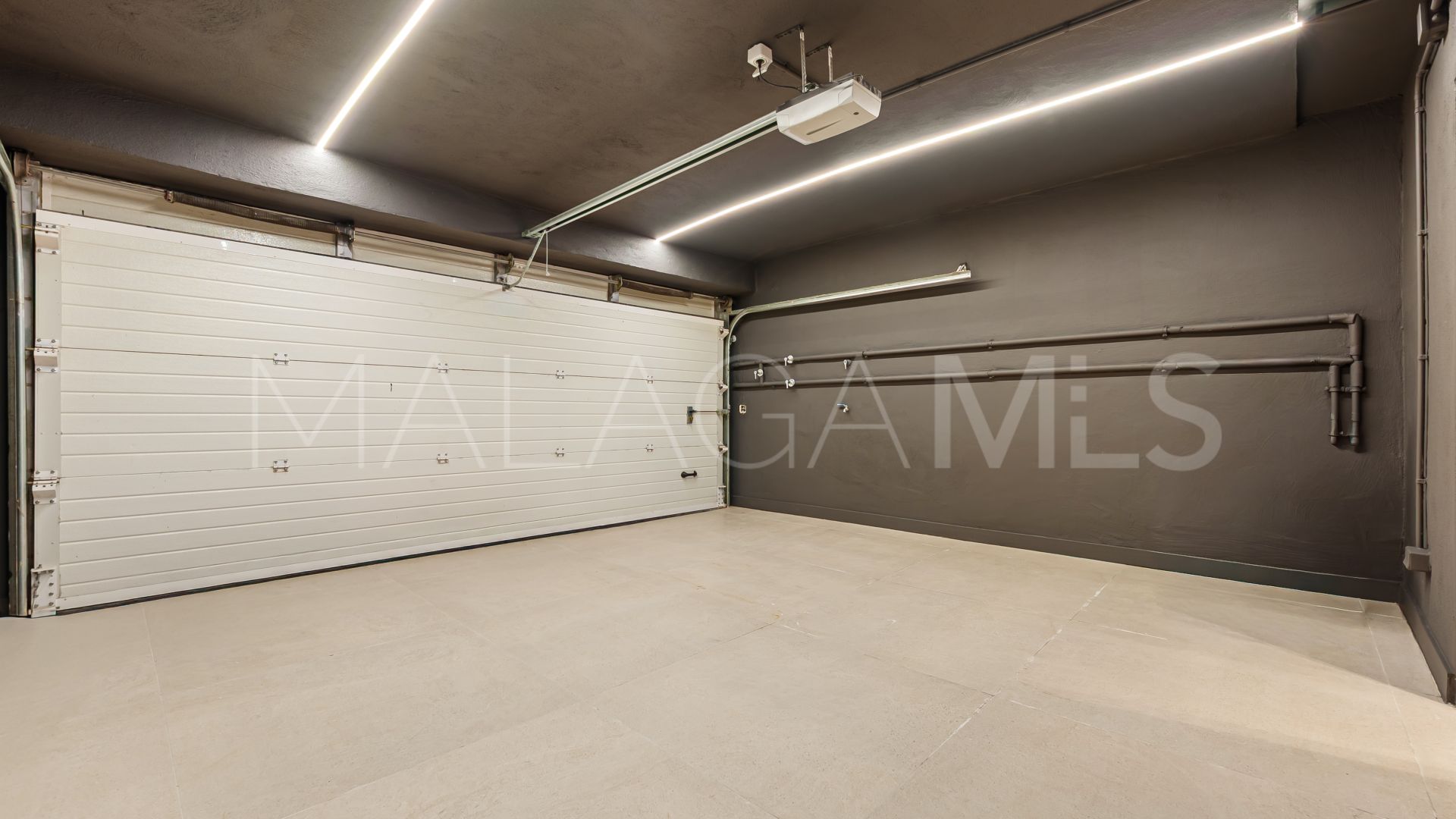 Adosado for sale de 4 bedrooms in Marbella Golden Mile