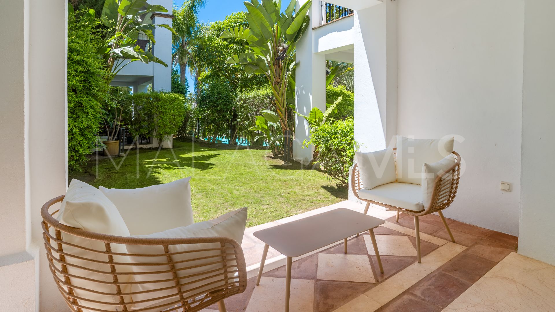 Se vende apartamento planta baja in Marbella Golden Mile