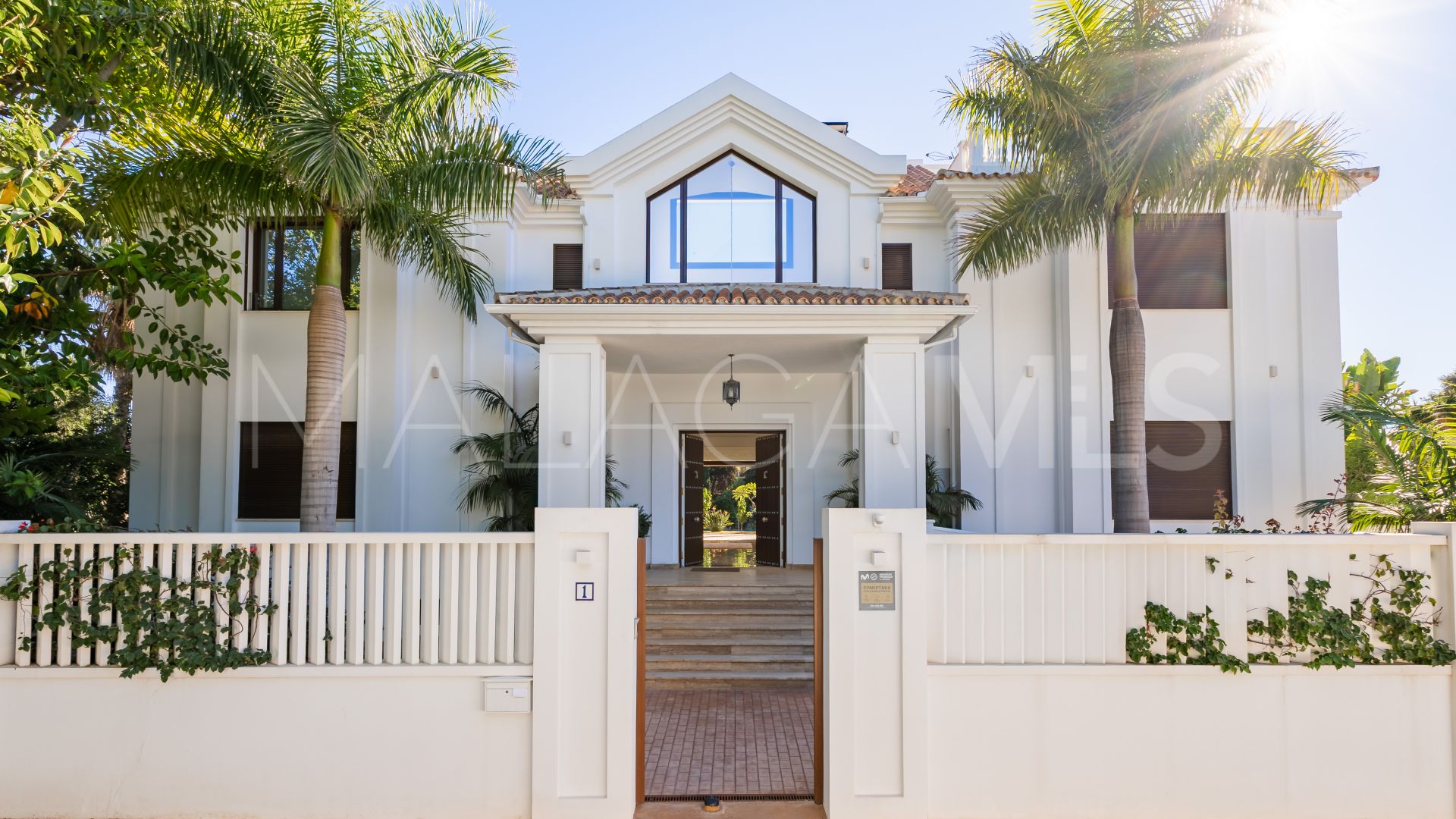 For sale 7 bedrooms villa in Casasola