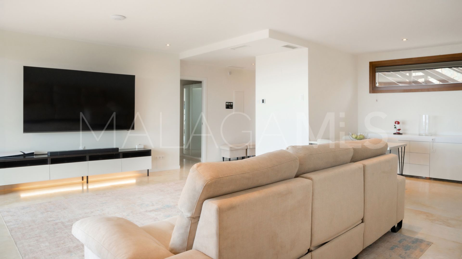 Buy 3 bedrooms apartment in Los Altos de los Monteros