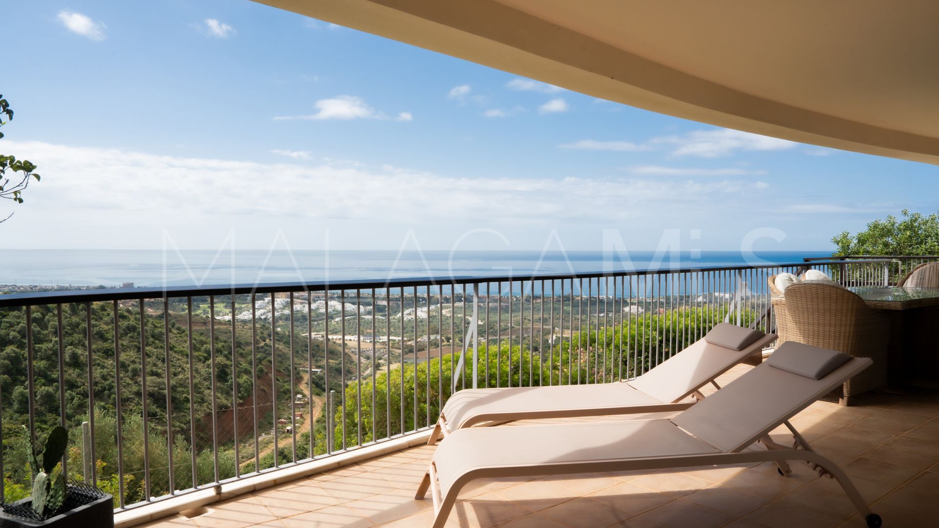 Buy 3 bedrooms apartment in Los Altos de los Monteros