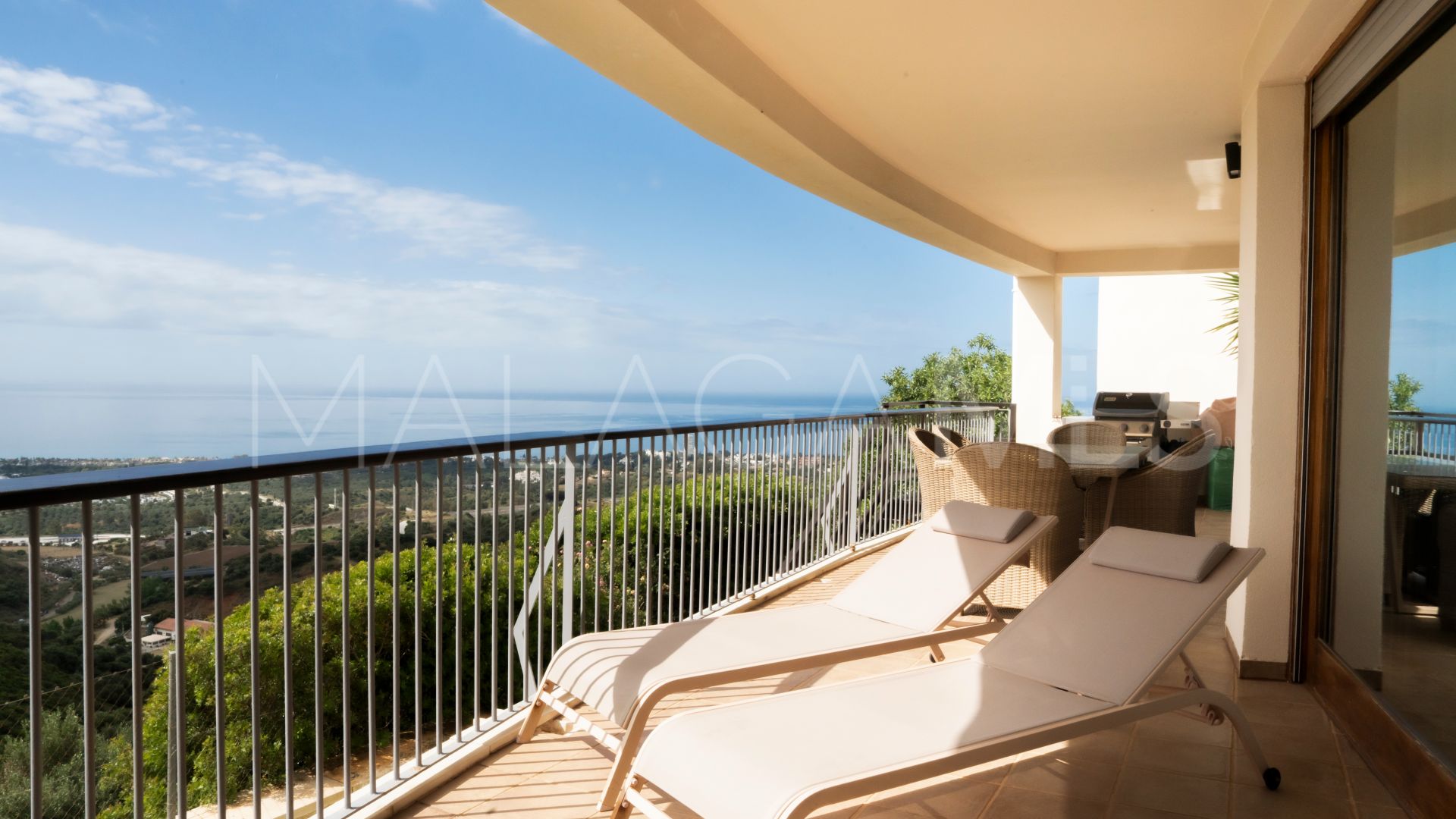 Buy 3 bedrooms apartment in Los Altos de los Monteros