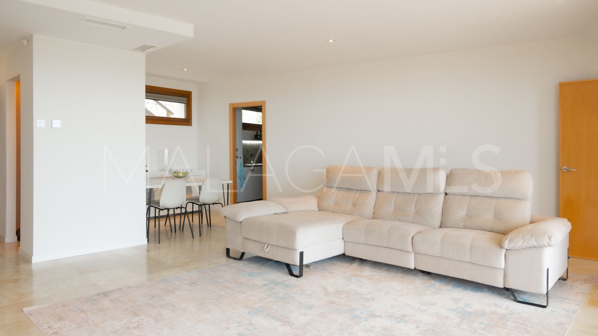 Buy 3 bedrooms apartment in Los Altos de los Monteros