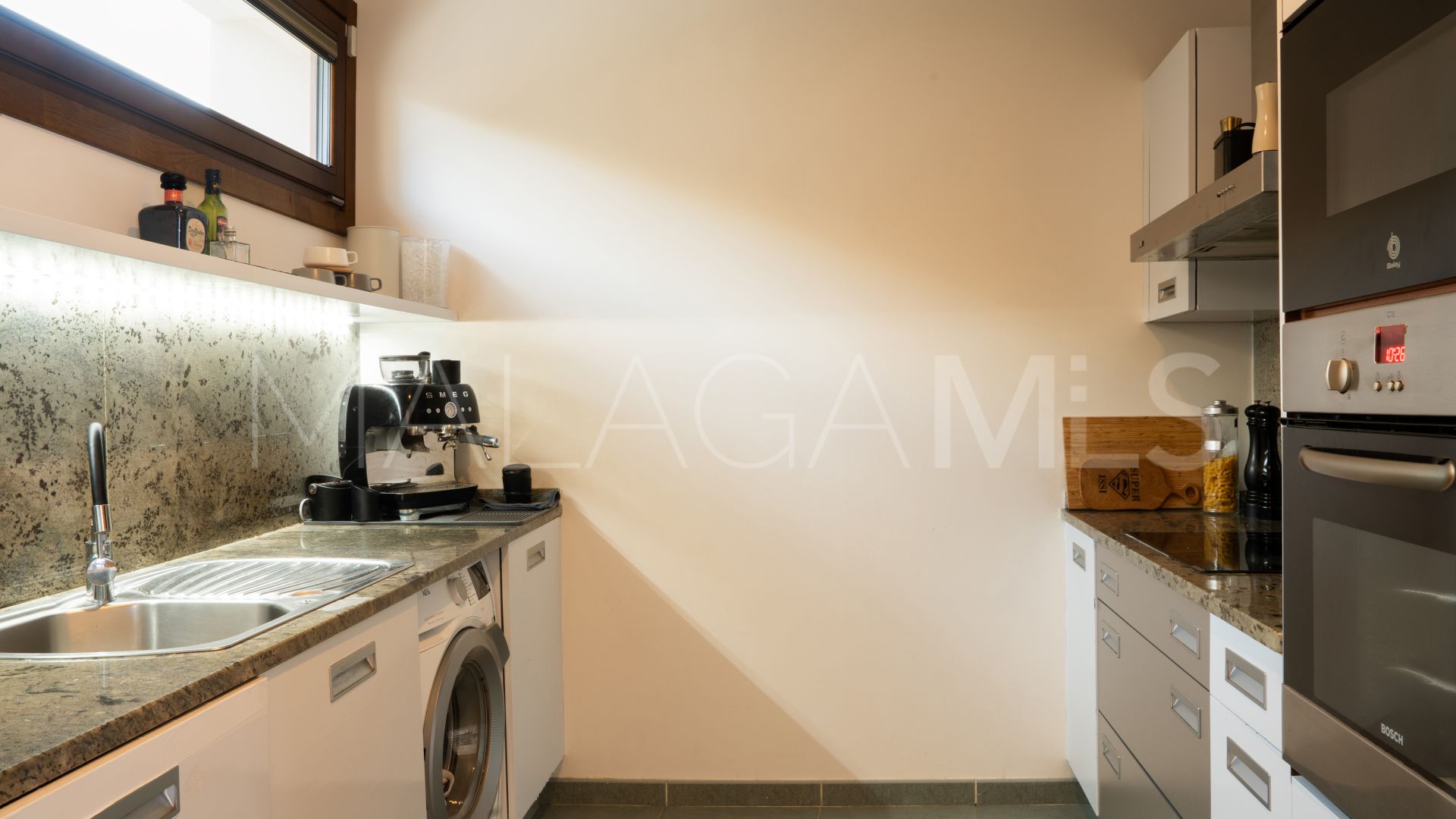 Buy 3 bedrooms apartment in Los Altos de los Monteros