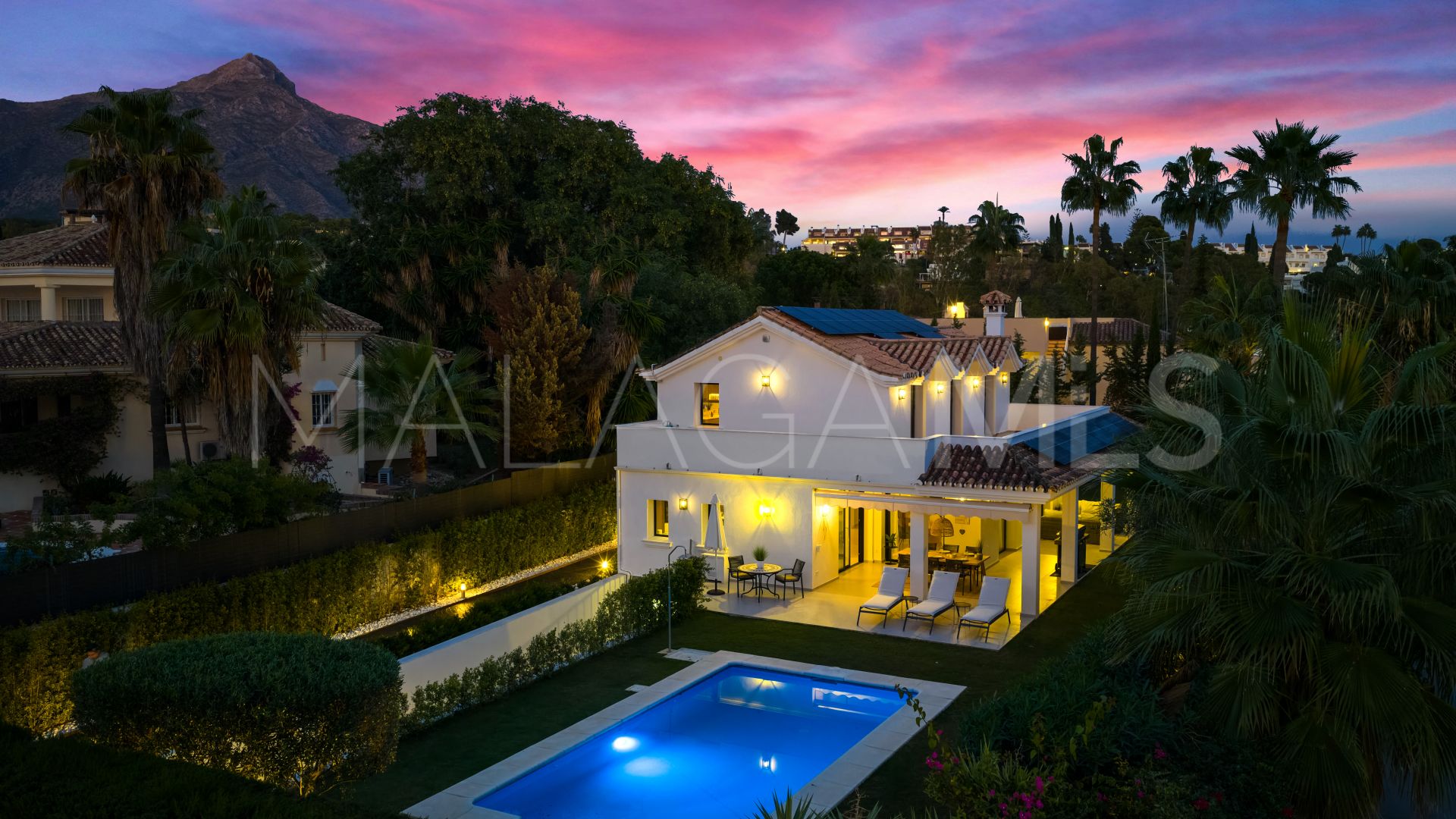 For sale Nueva Andalucia villa