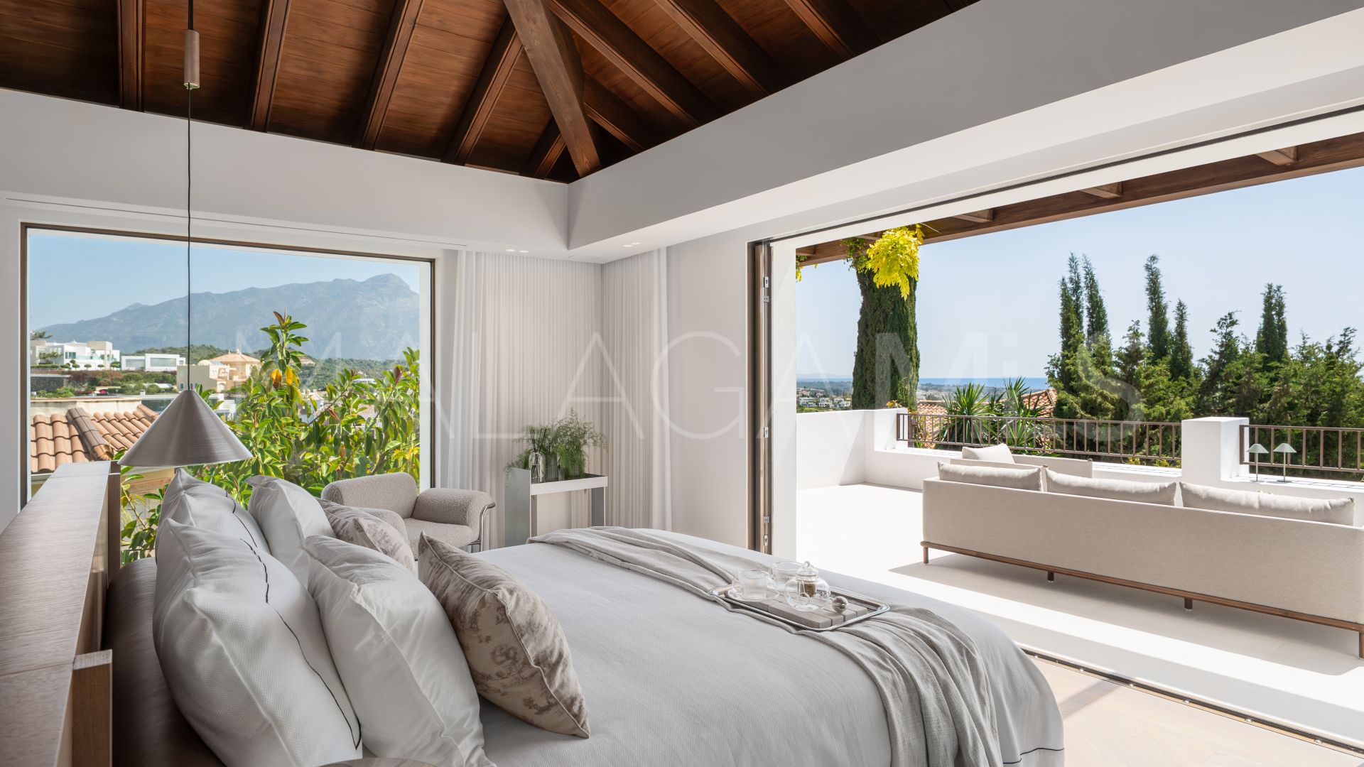 Villa for sale in El Herrojo
