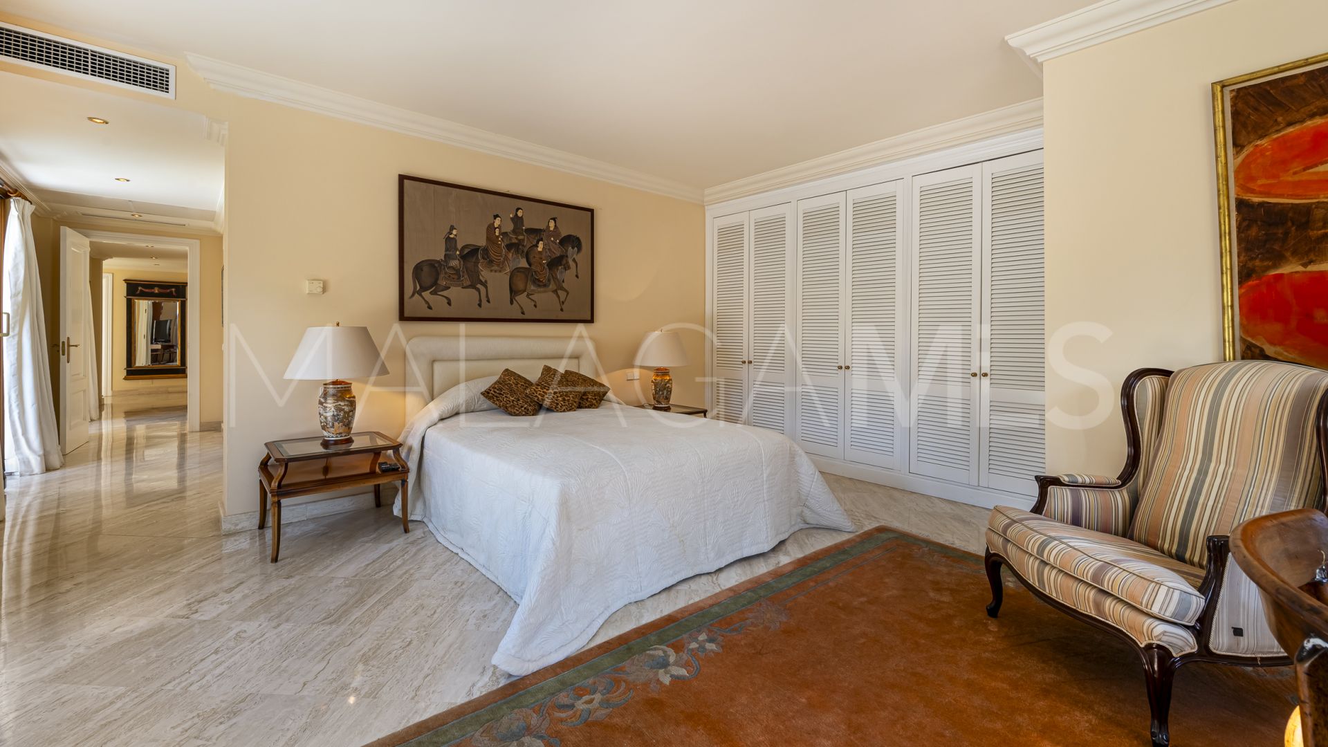 Villa for sale in Las Brisas