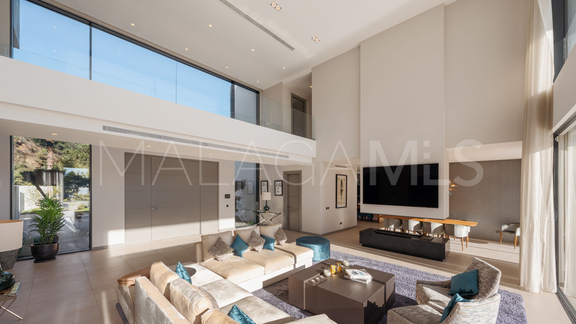 Villa for sale in El Madroñal