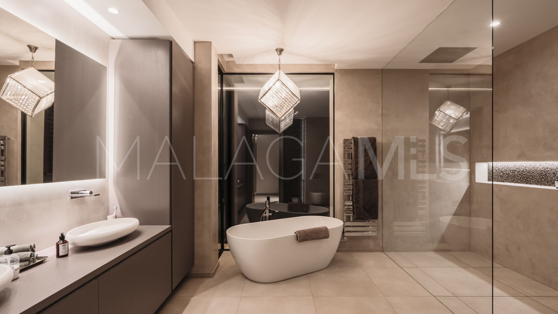 Villa for sale in El Madroñal