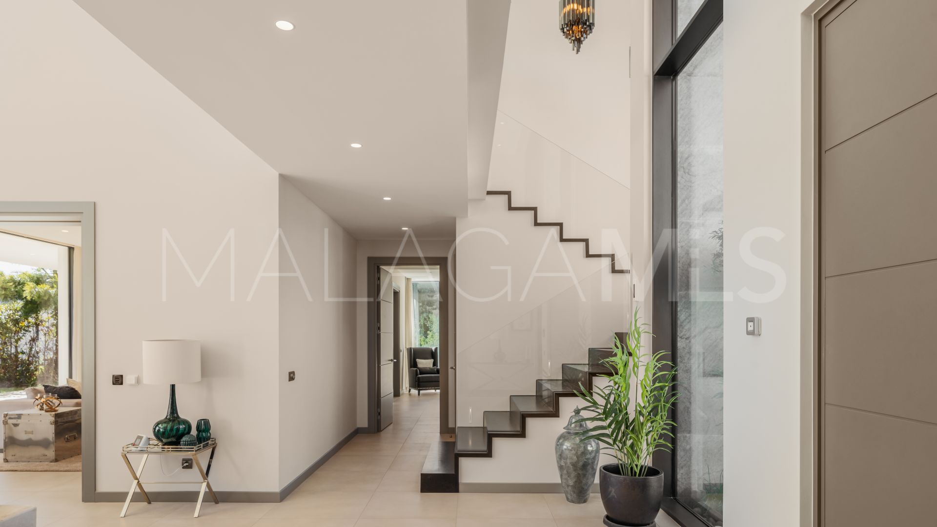 Villa for sale in El Madroñal