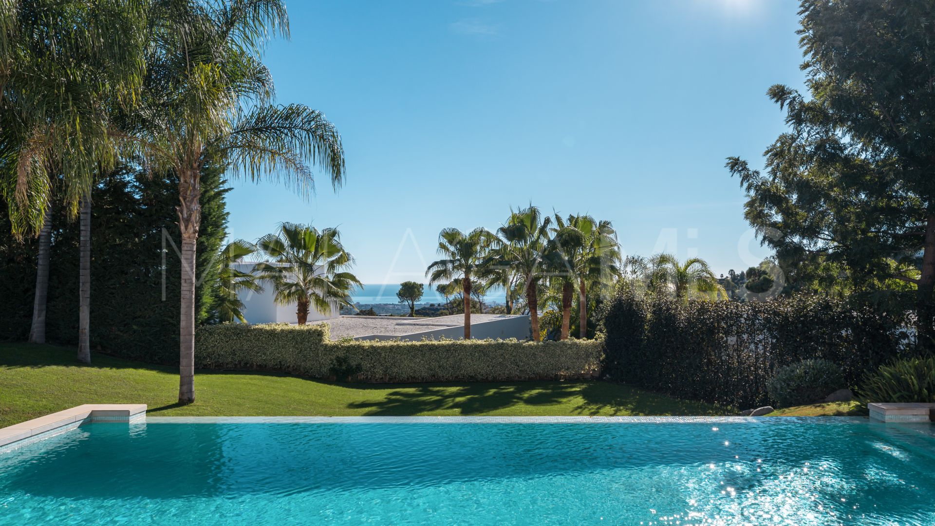 Villa for sale in El Madroñal