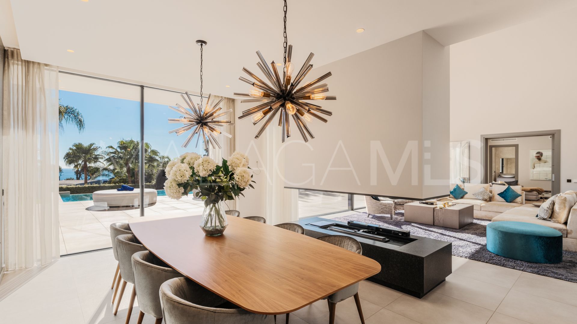 Villa for sale in El Madroñal