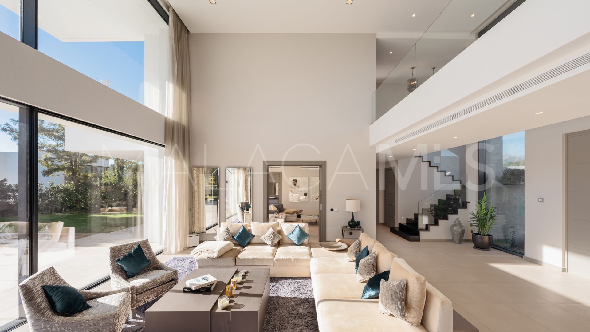 Villa for sale in El Madroñal