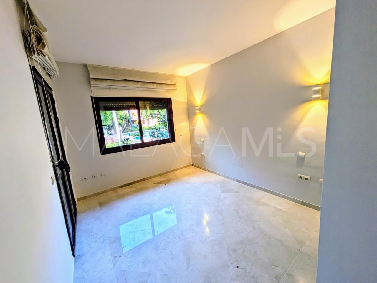 Buy ground floor apartment in Alicate Playa