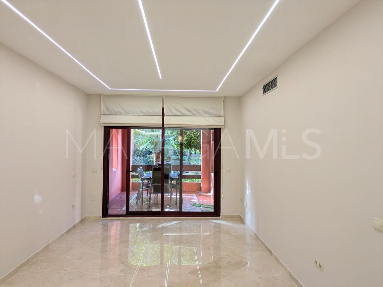 Buy ground floor apartment in Alicate Playa