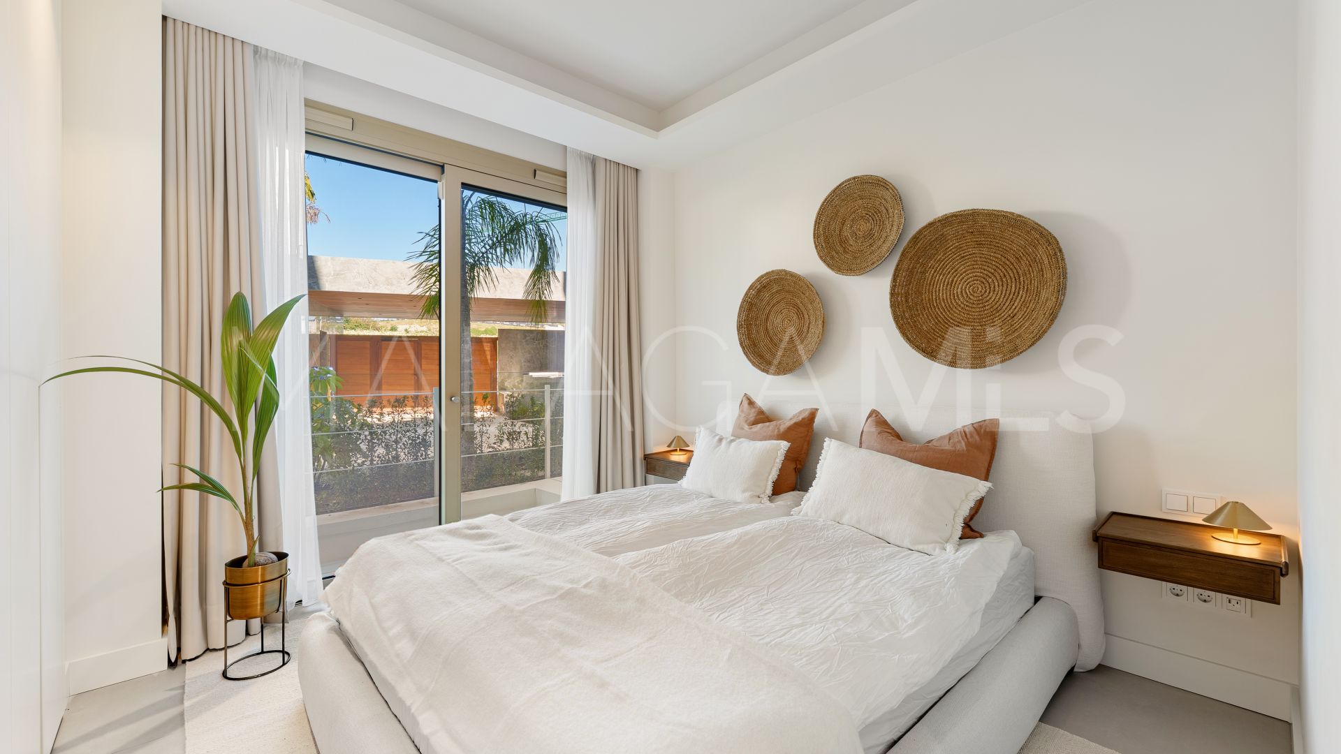 Ground floor duplex for sale in Benalús