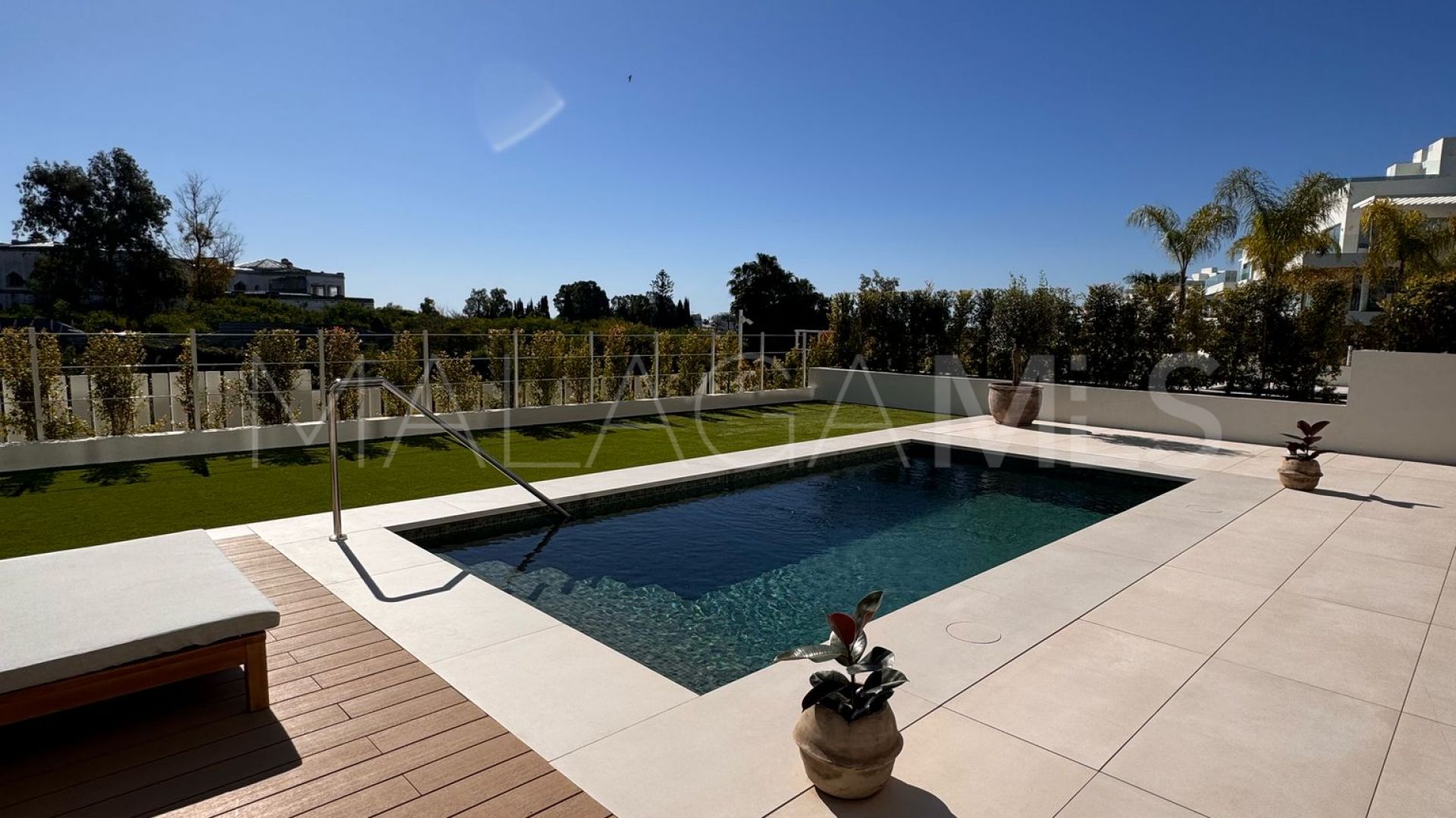 Ground floor duplex for sale in Benalús