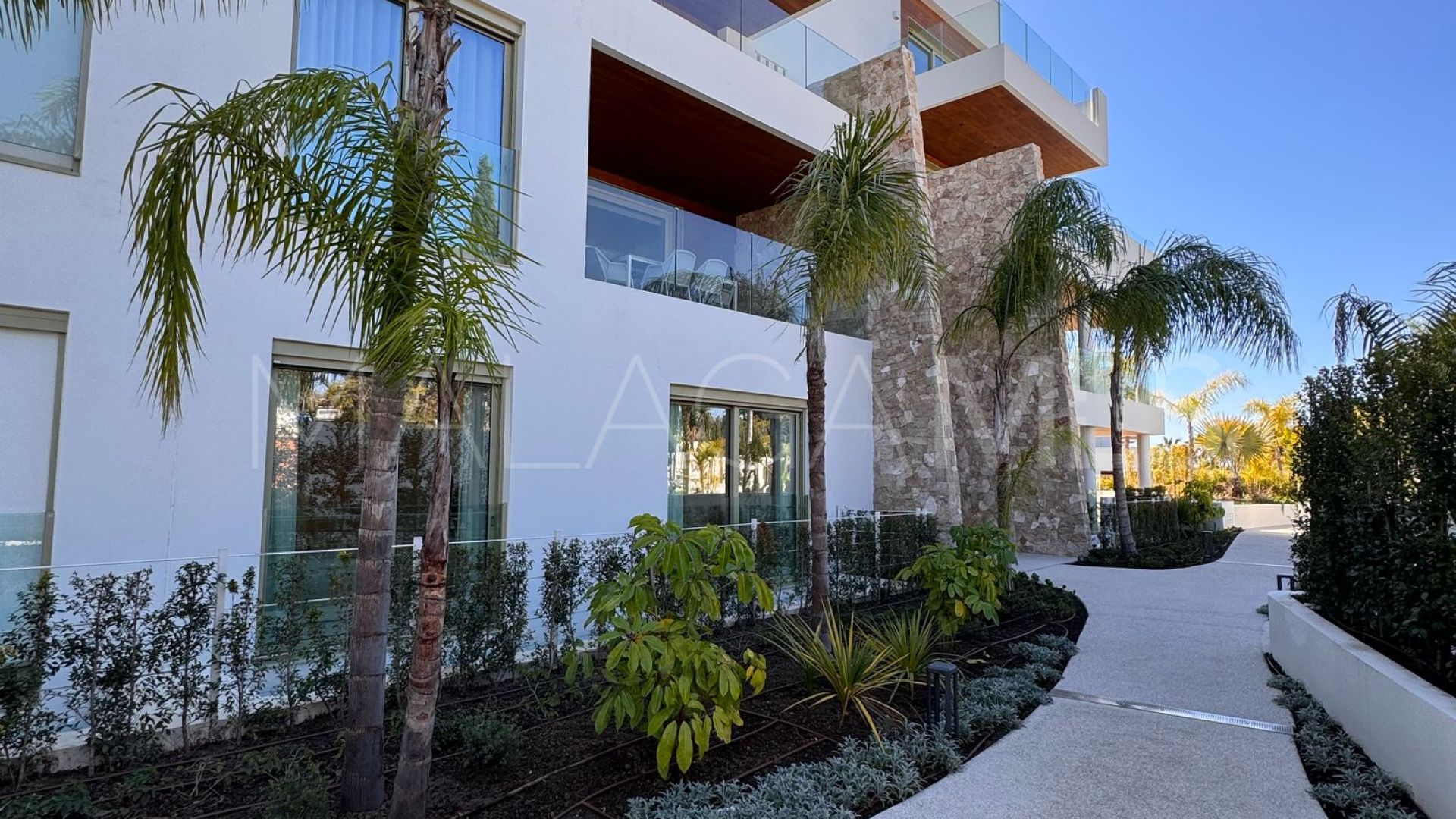 Ground floor duplex for sale in Benalús