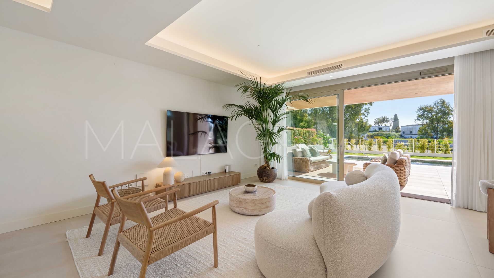 Ground floor duplex for sale in Benalús
