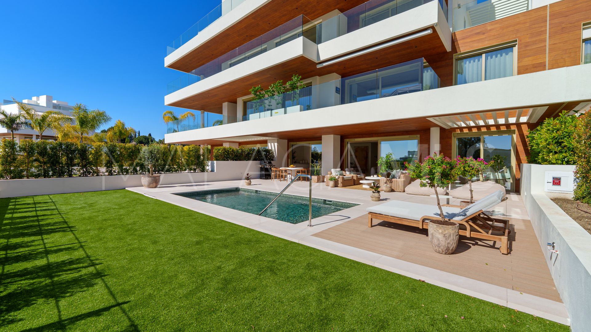 Ground floor duplex for sale in Benalús