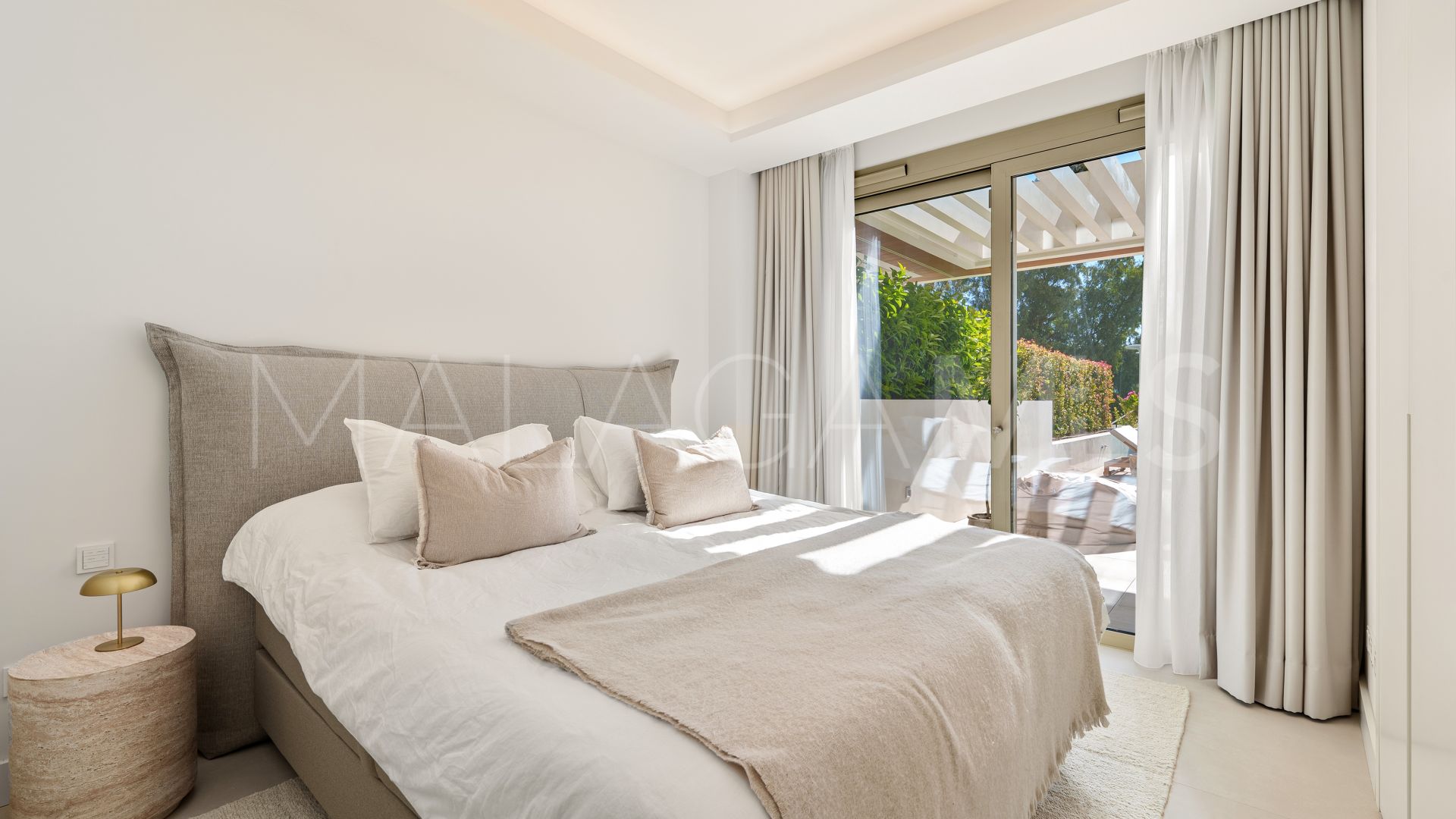 Ground floor duplex for sale in Benalús