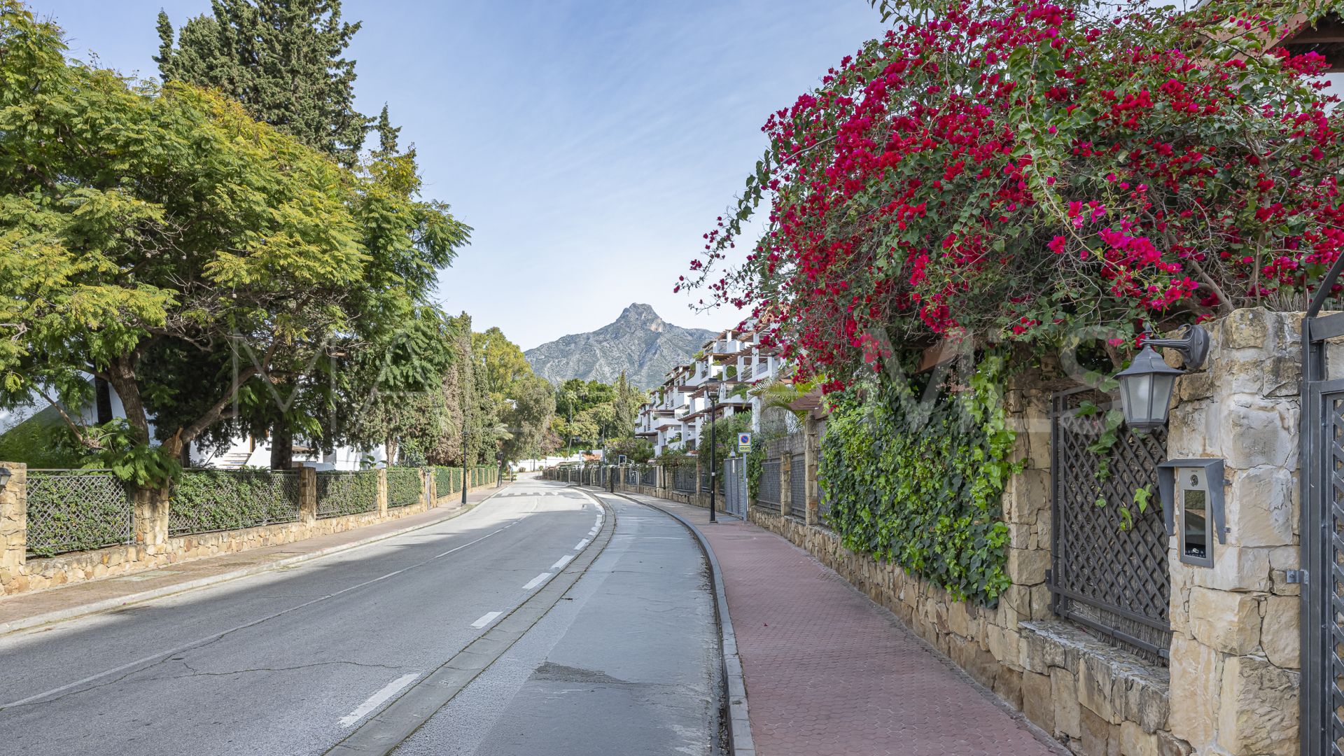 Buy Coto Real II ground floor apartment