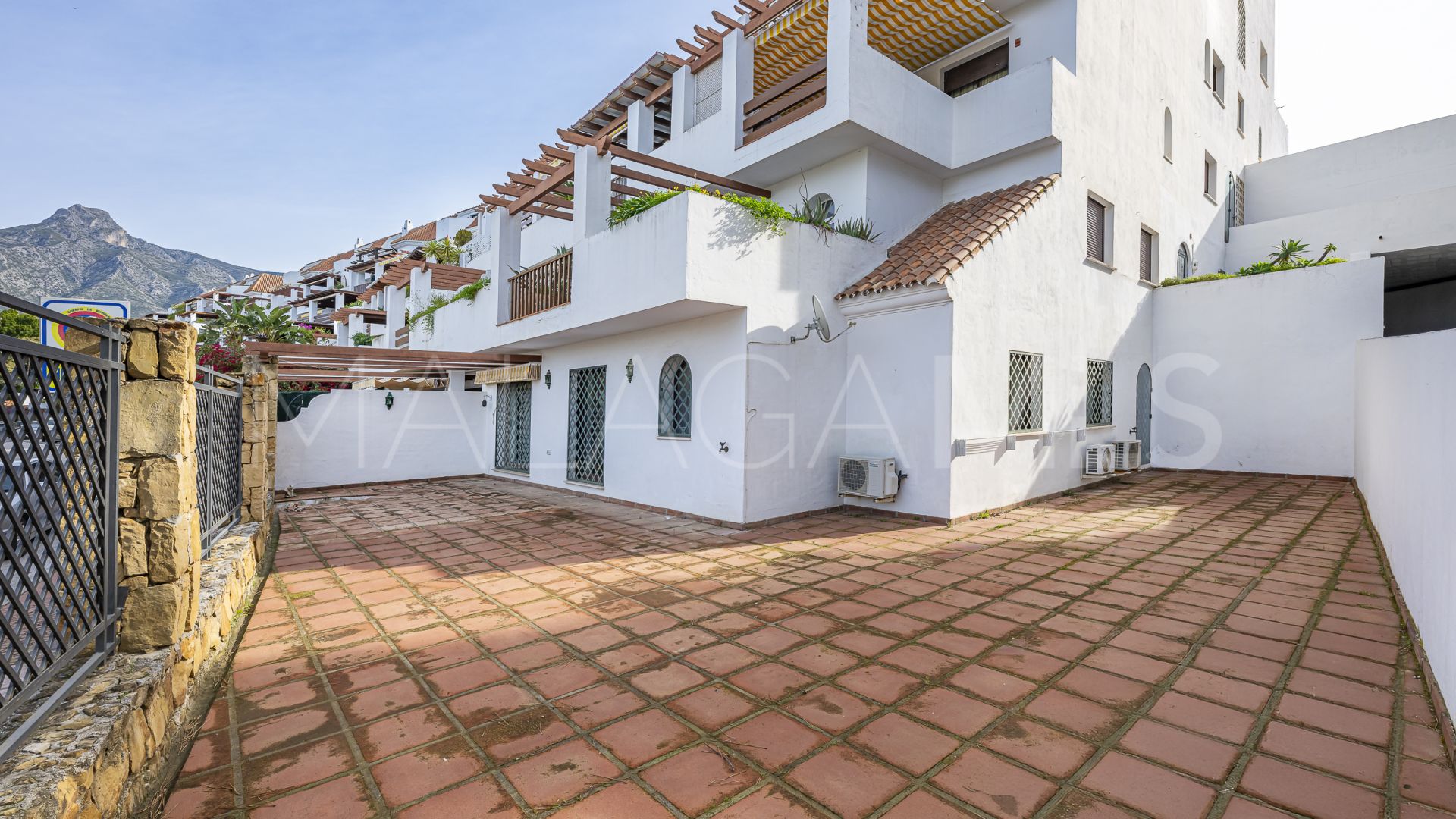 Buy Coto Real II ground floor apartment