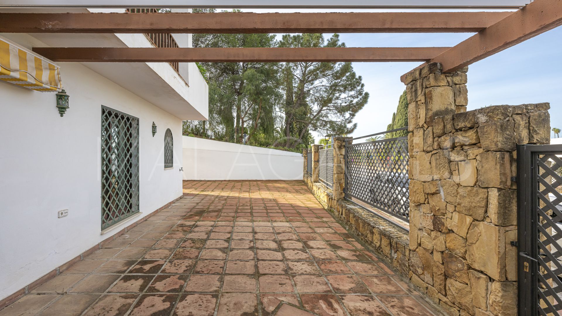 Buy Coto Real II ground floor apartment