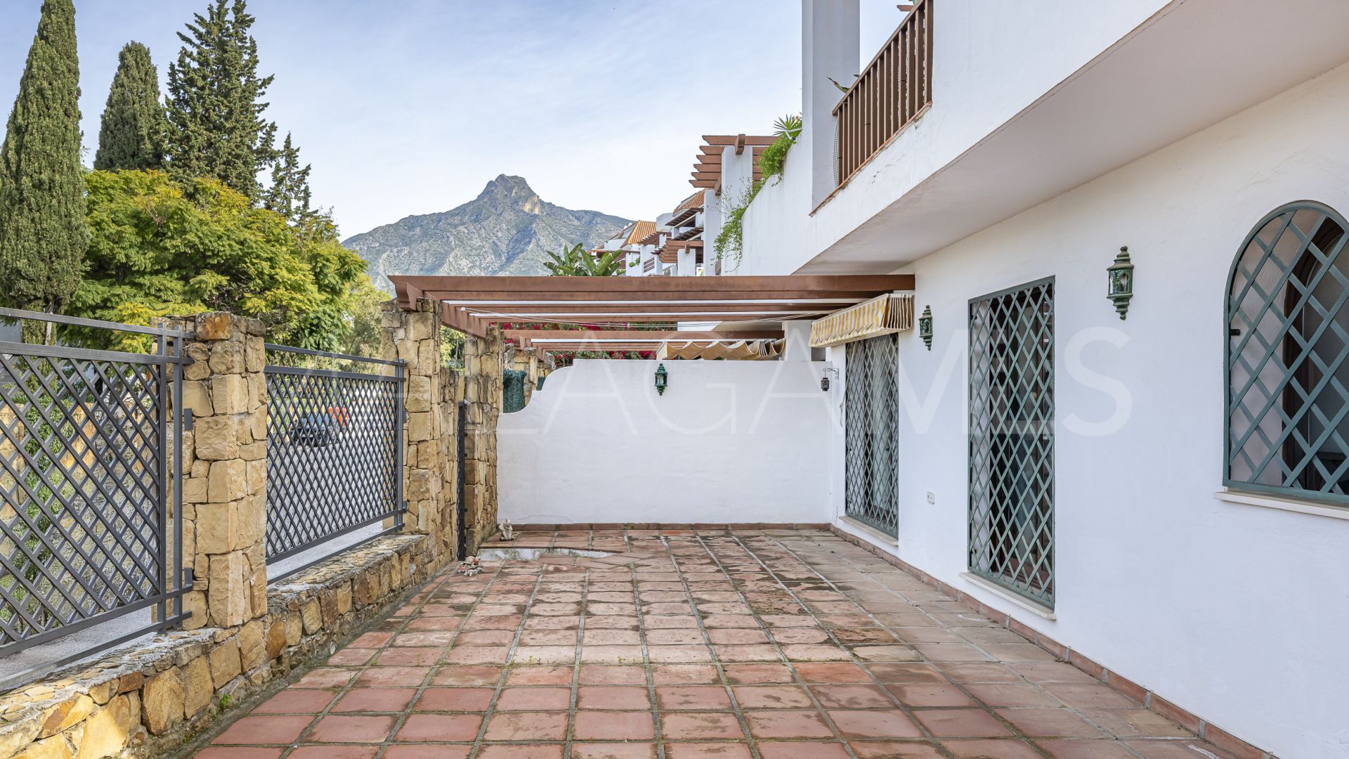 Buy Coto Real II ground floor apartment
