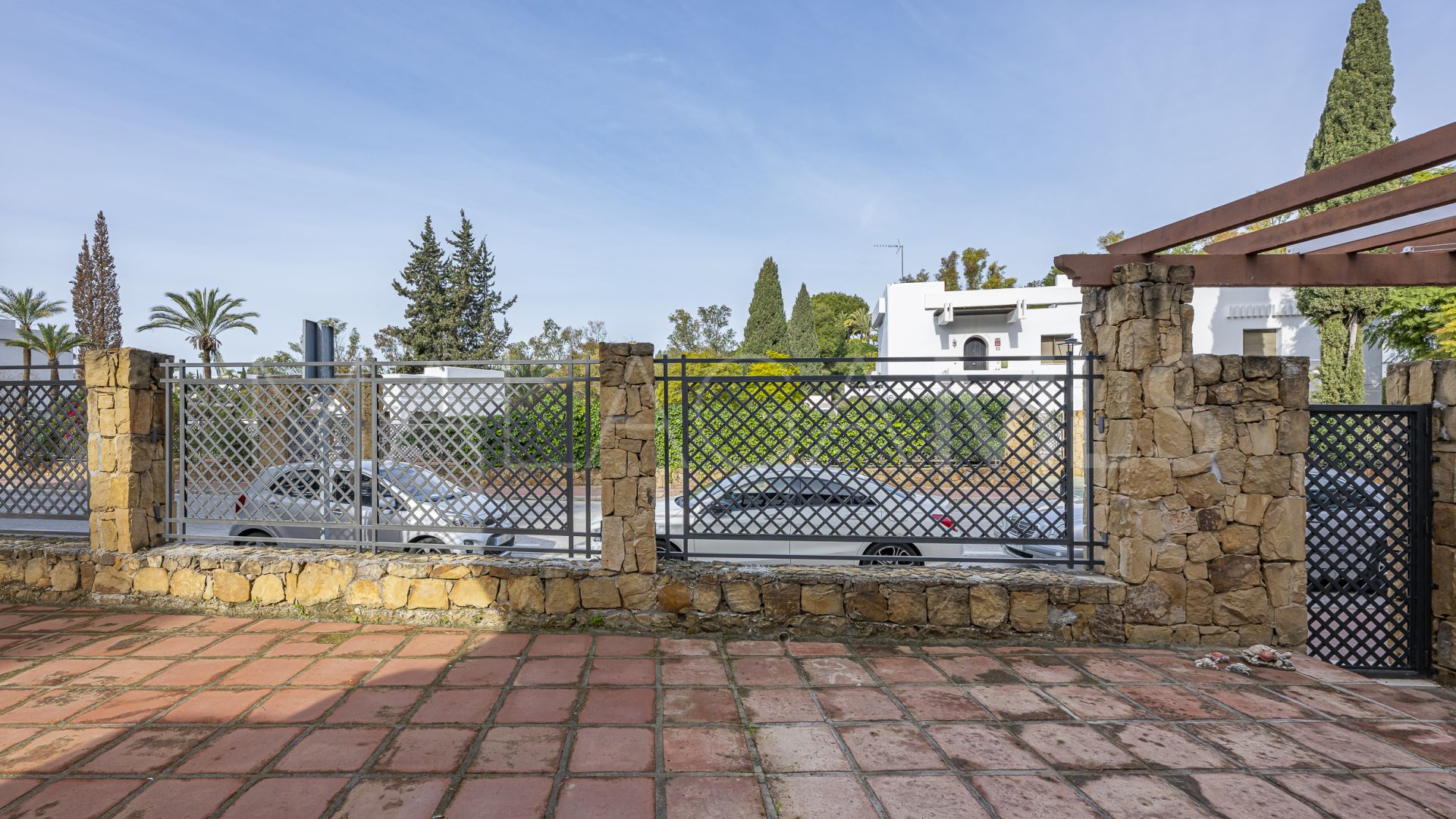 Buy Coto Real II ground floor apartment