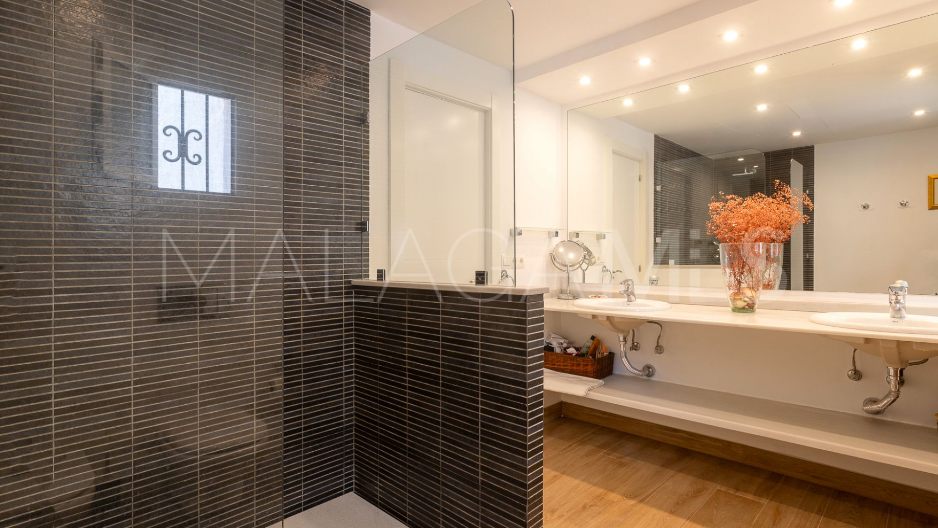 Buy apartamento planta baja de 2 bedrooms in Puente Romano II