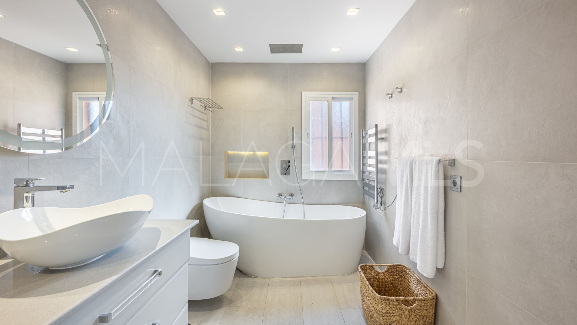 Ático for sale with 3 bedrooms in Cancelada