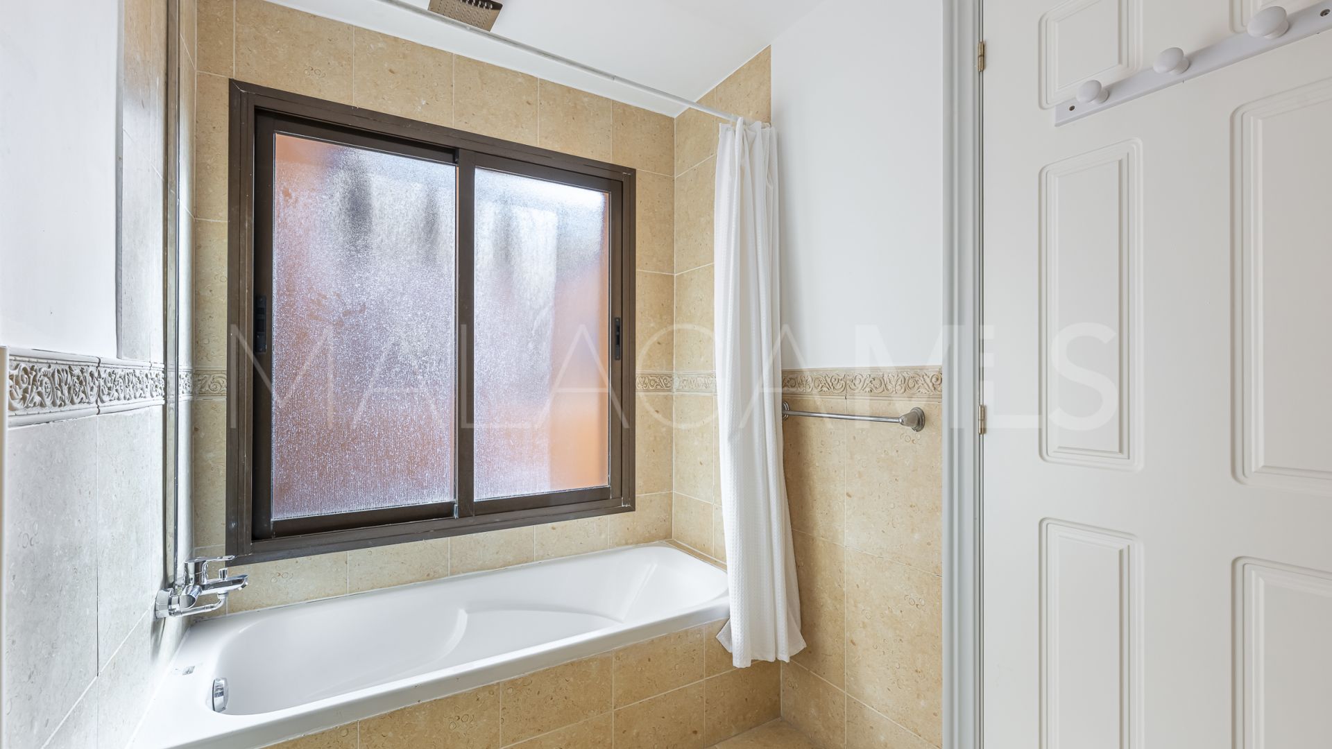 Ático for sale with 3 bedrooms in Cancelada