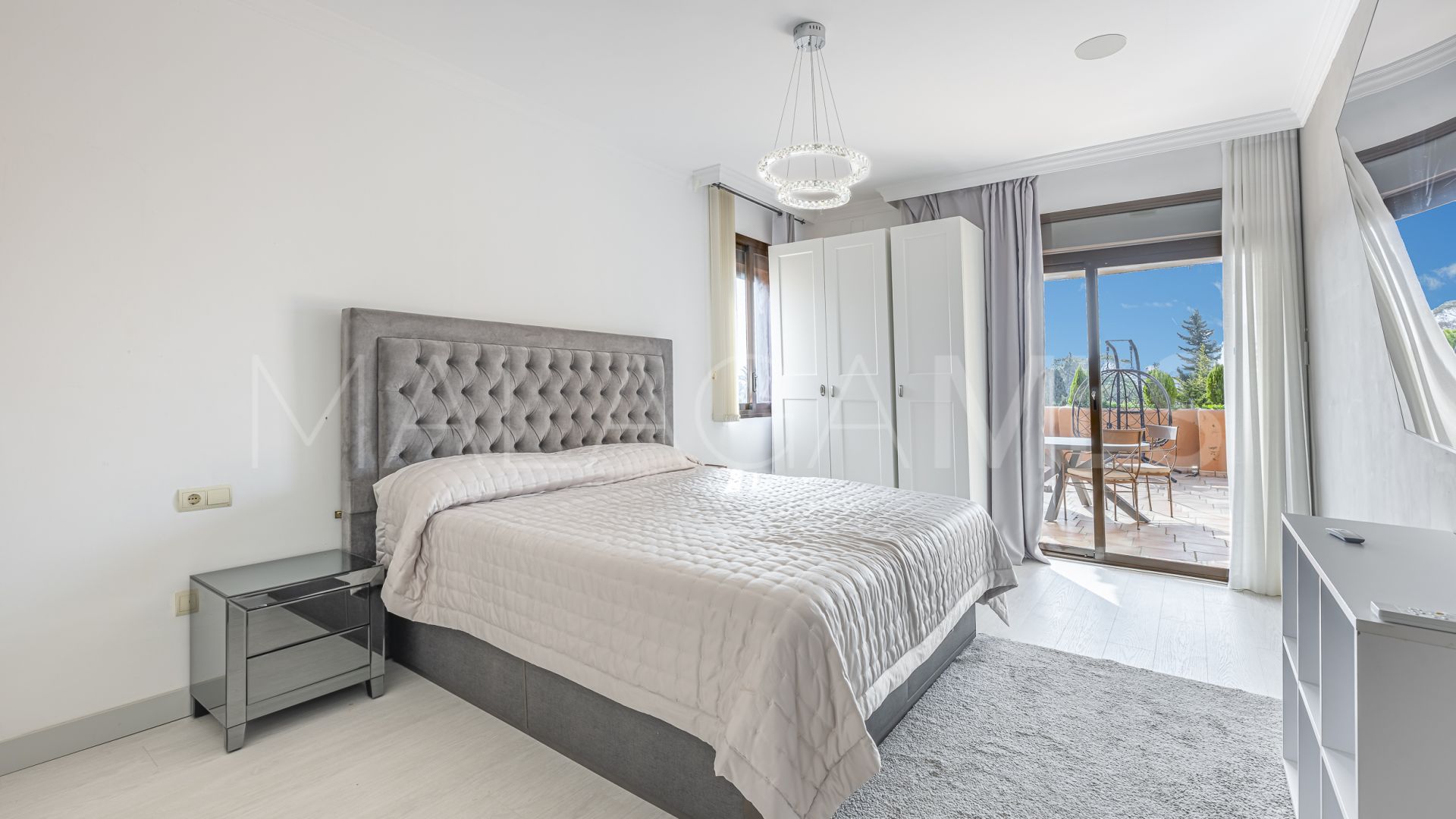 Ático for sale with 3 bedrooms in Cancelada