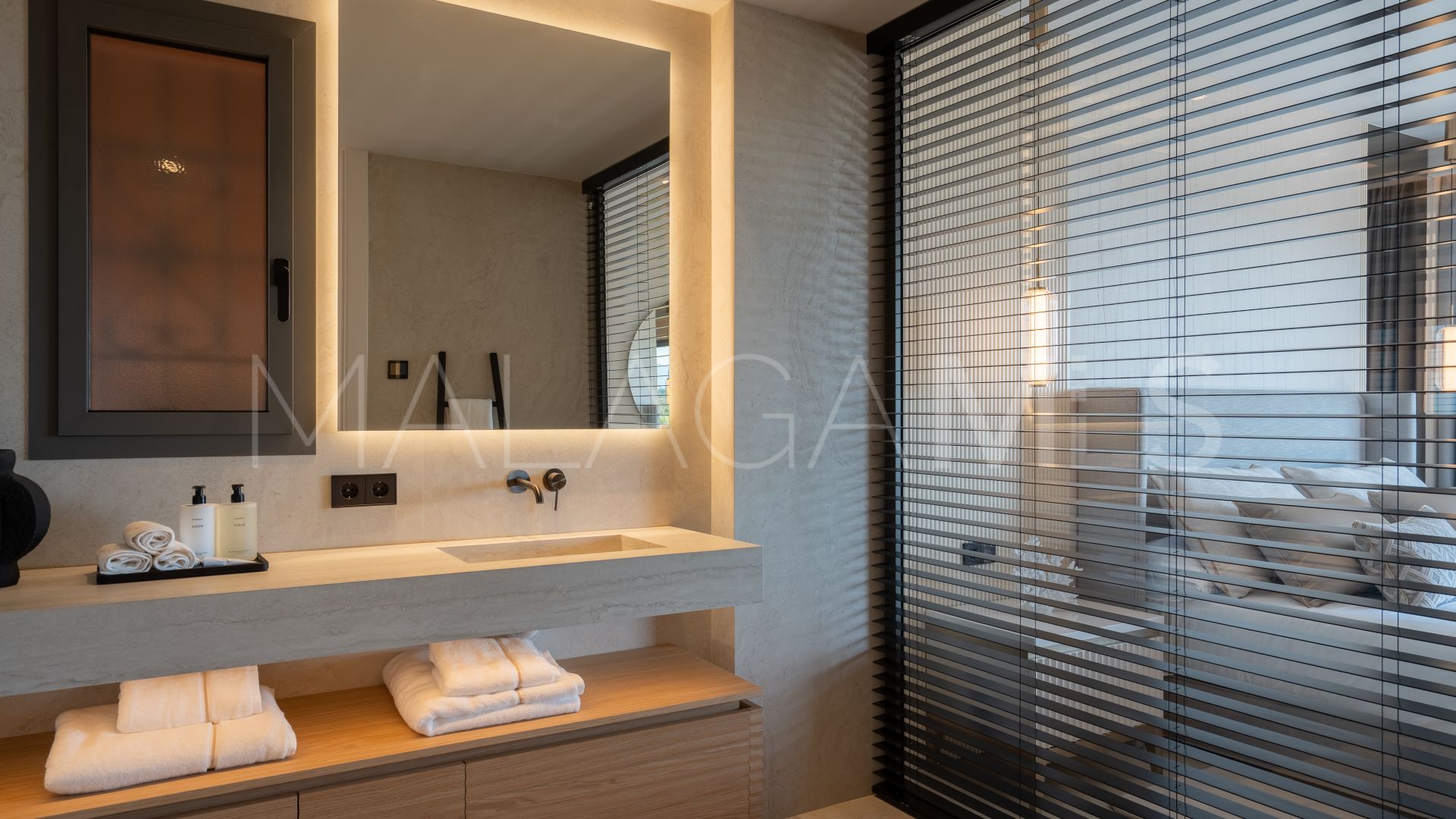 Les Belvederes 4 bedrooms apartment for sale
