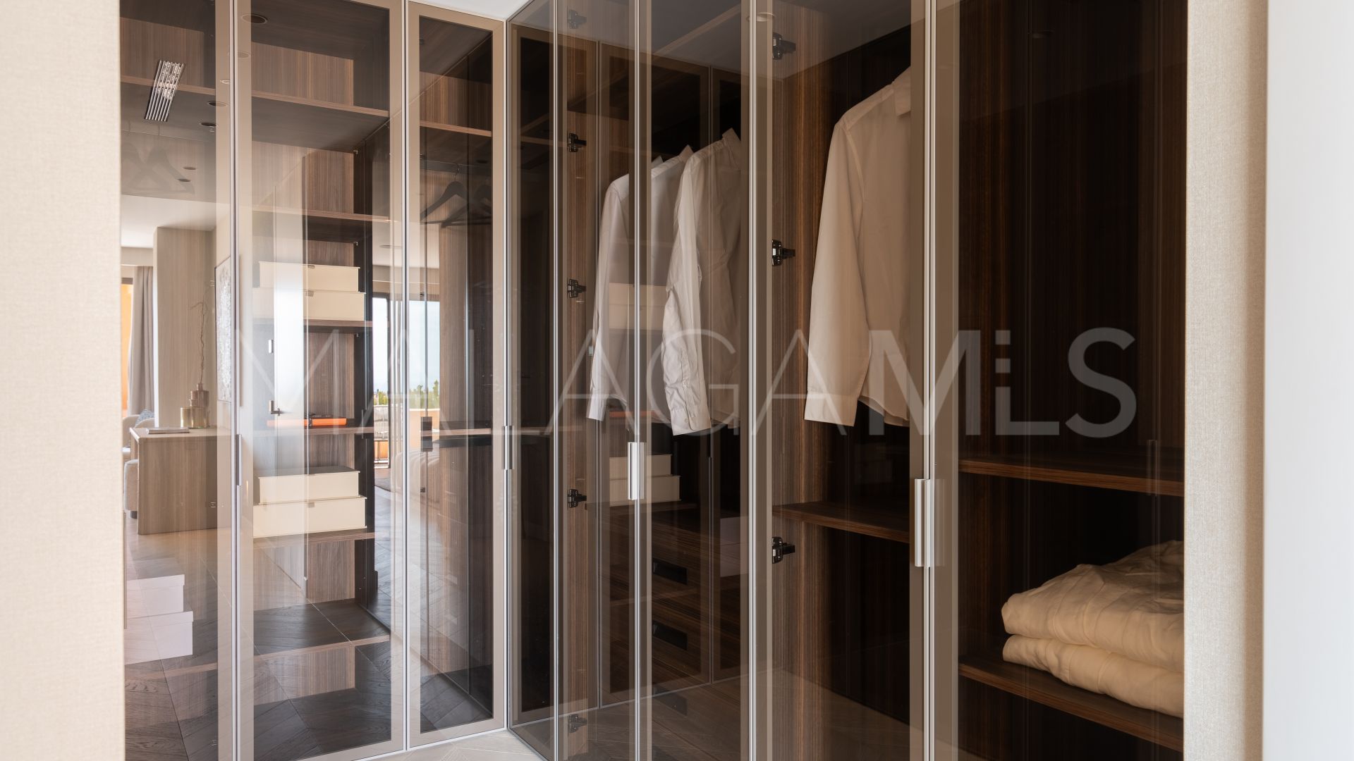Les Belvederes 4 bedrooms apartment for sale