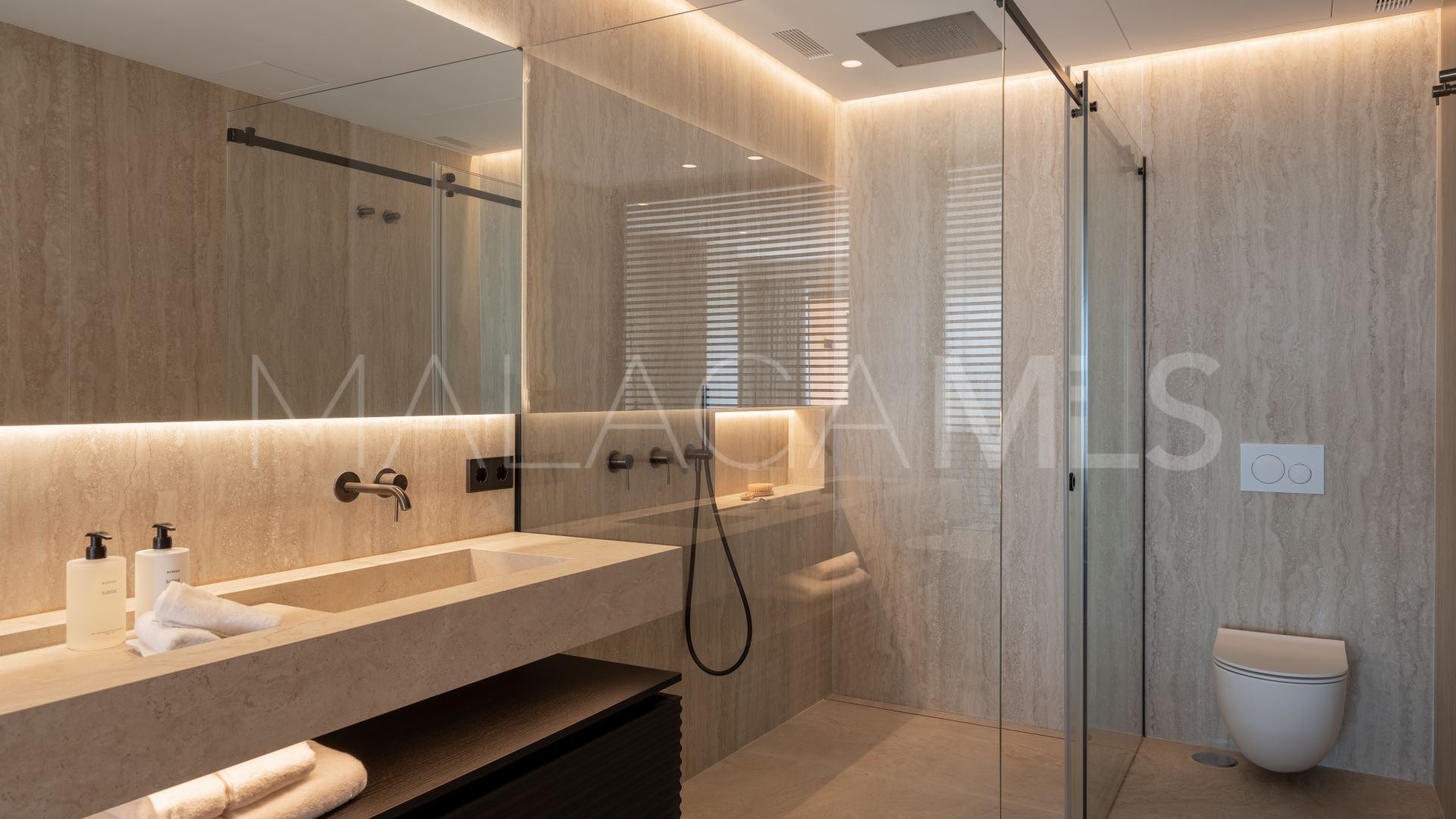 Les Belvederes 4 bedrooms apartment for sale