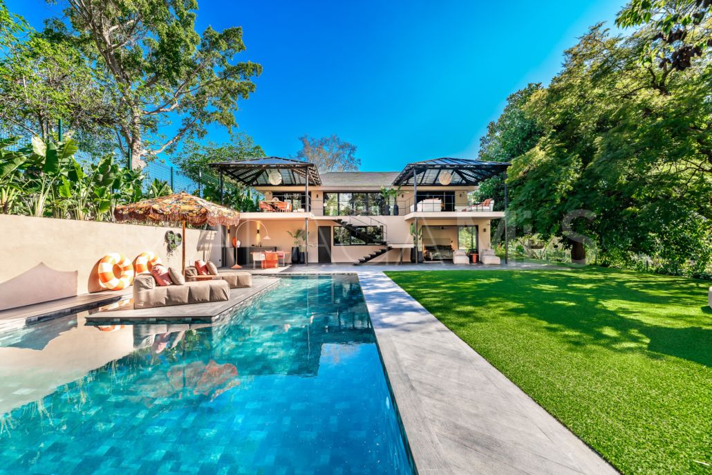 Villa for sale in Guadalmina Alta